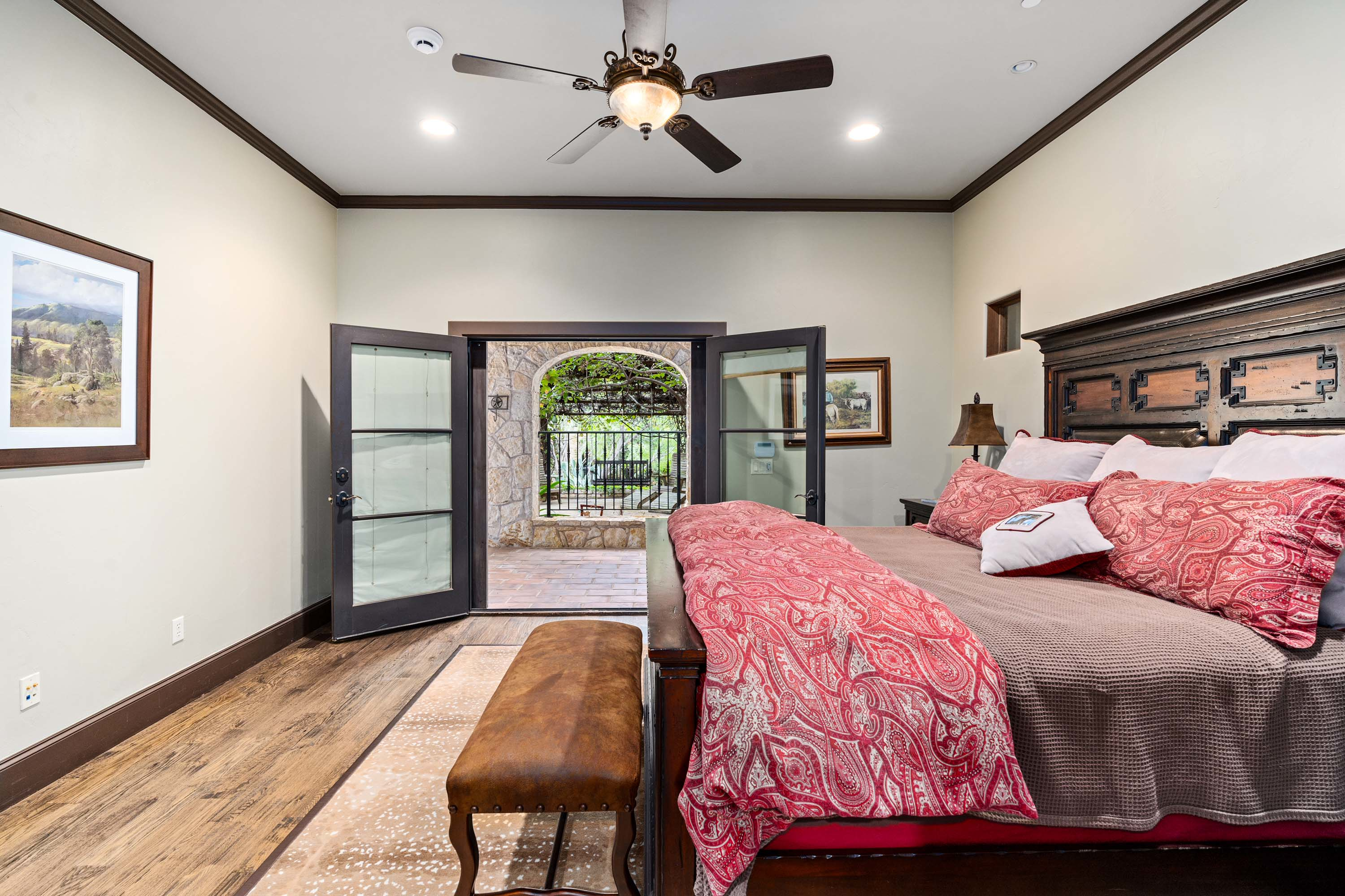 25 1011 Lakeview Point Drive - Luxury Real Estate - Concierge Auctions