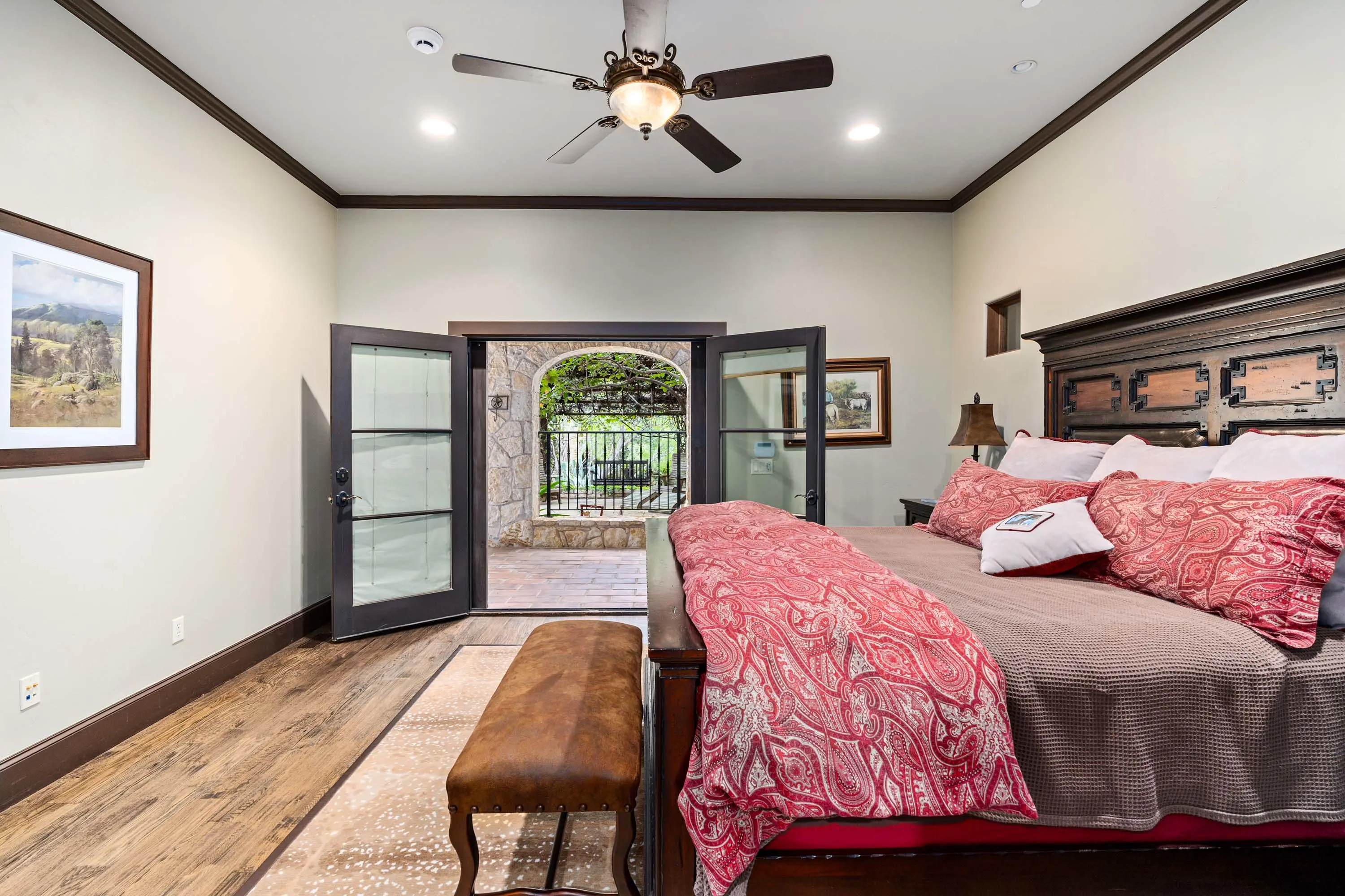 25 1011 Lakeview Point Drive - Luxury Real Estate - Concierge Auctions