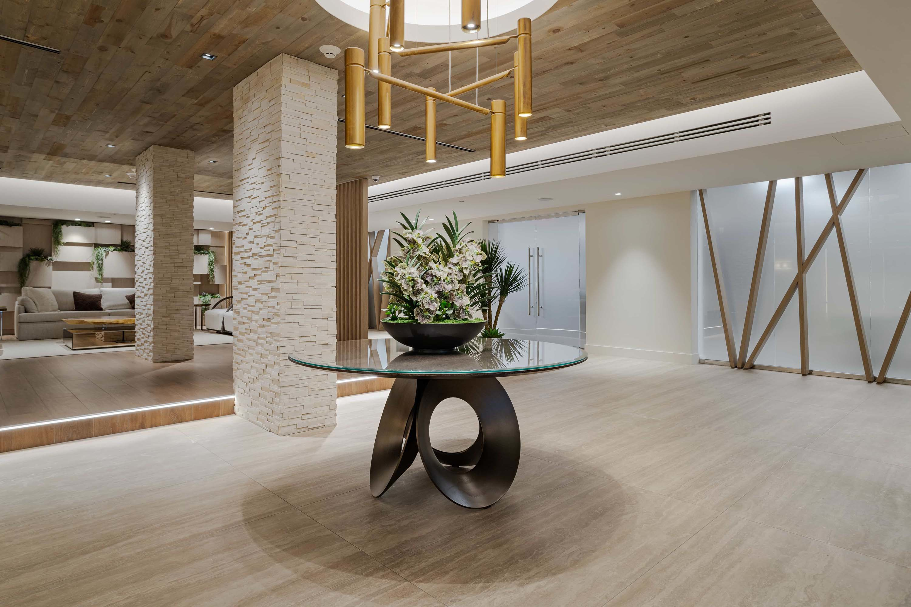 21 2301 Collins Ave Apt 1634 - Luxury Real Estate - Concierge Auctions
