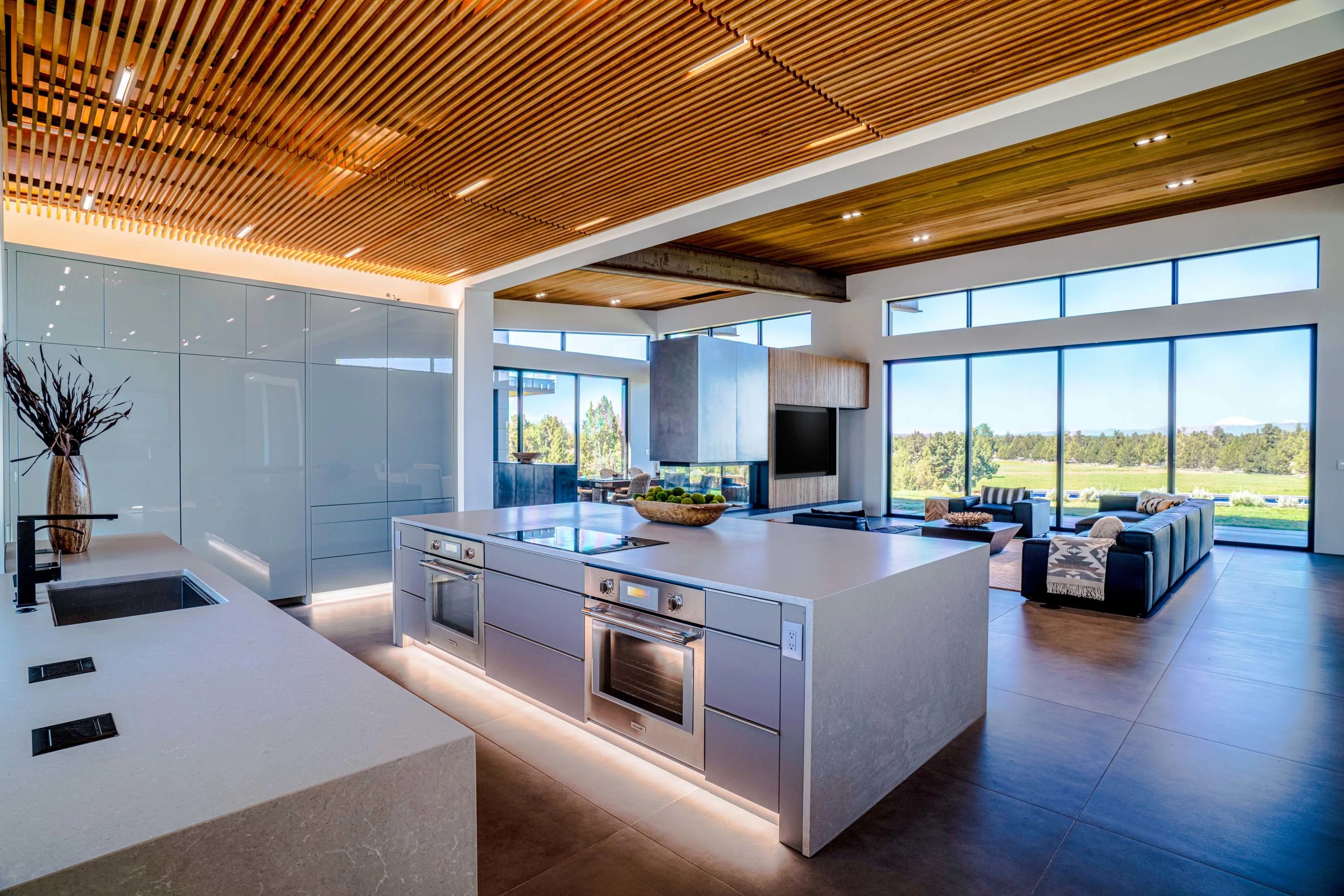 62265 Dodds Road, Bend, Oregon 97701 - 17_62265_Dodds_Rd_Bend_OR_97701_gbipjy