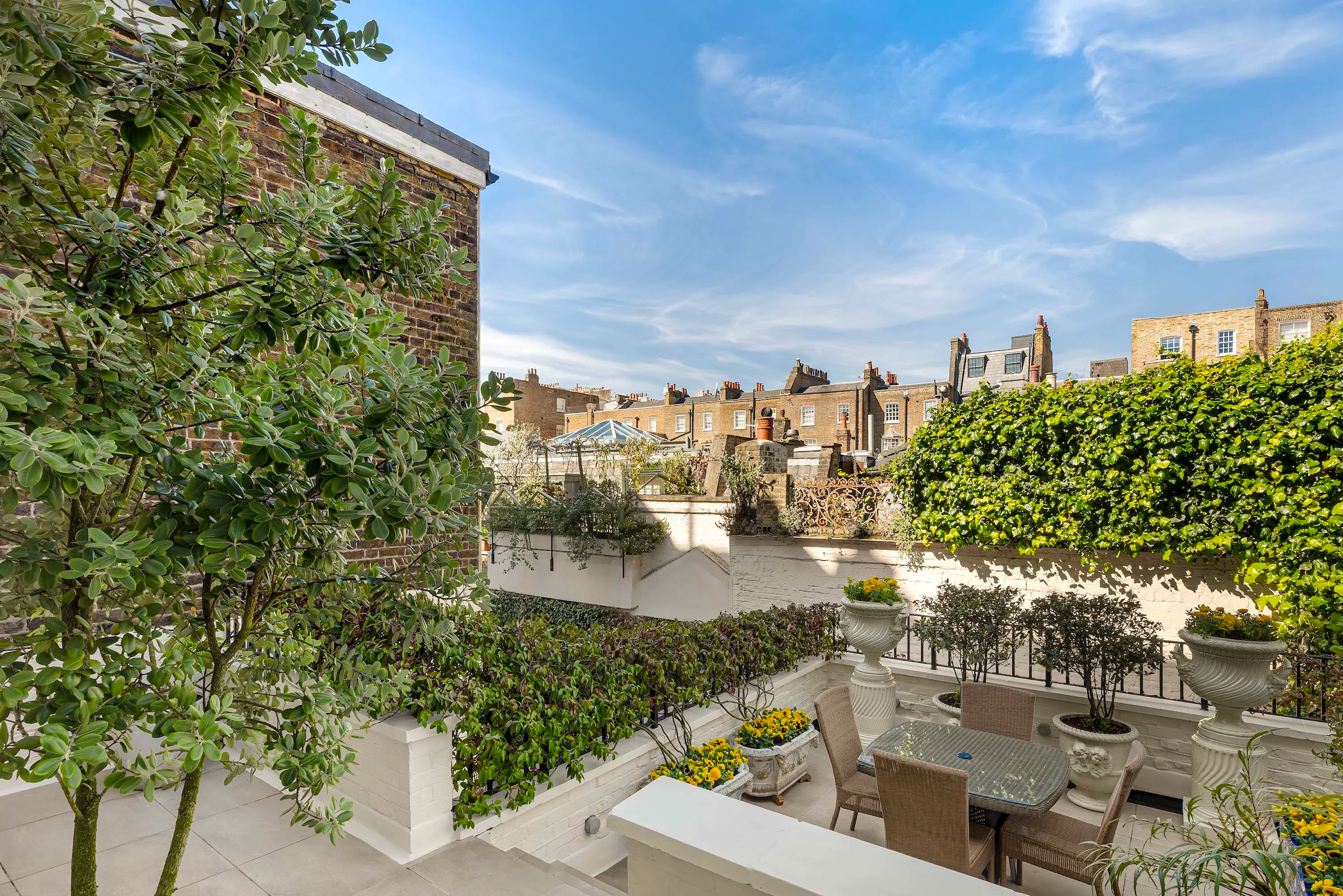 7 Chester Street, Belgravia, London, England SW1X 7BB, United Kingdom - 27_7_Chester_Street_k4m6rl