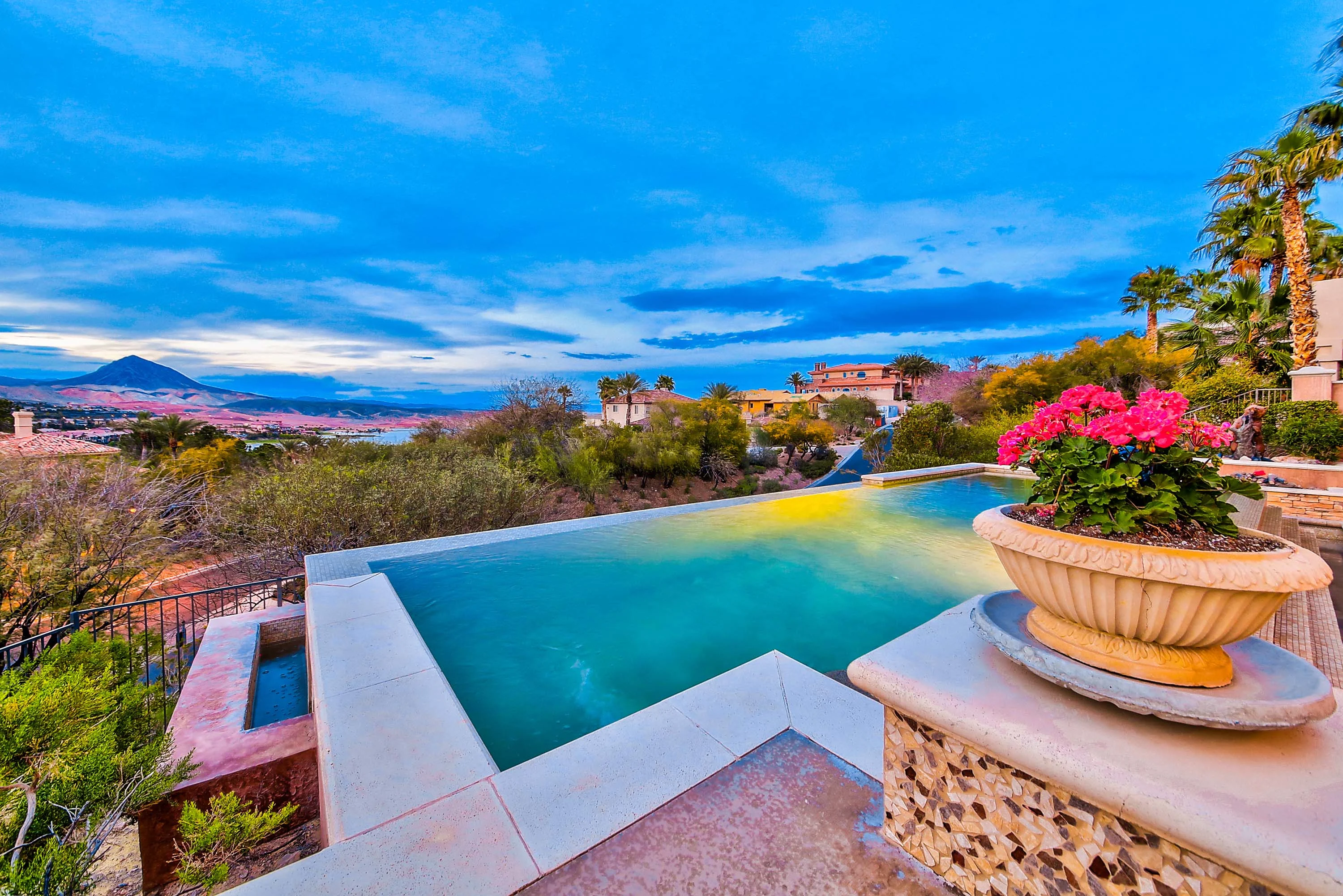 2 Via Vittorio Place, Lake Las Vegas, Nevada 89011 - 2-via-vittorio-place-henderson-nevada42_zf7djq