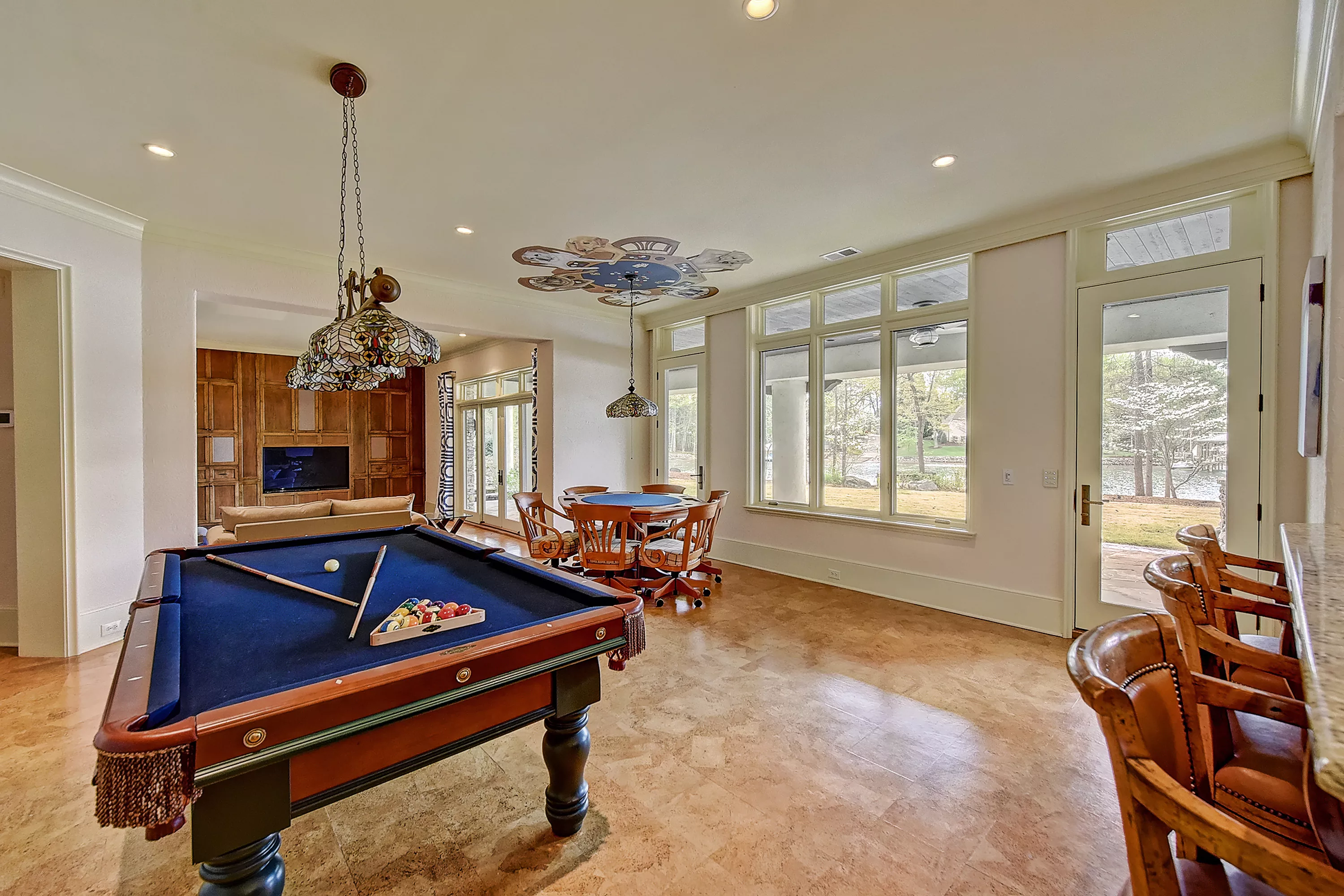 106 Grey Lady Court, Lake Norman, North Carolina 28117 - 106_Grey_Lady_Court_Lake_Norman_North_Carolina19_y9kbnk