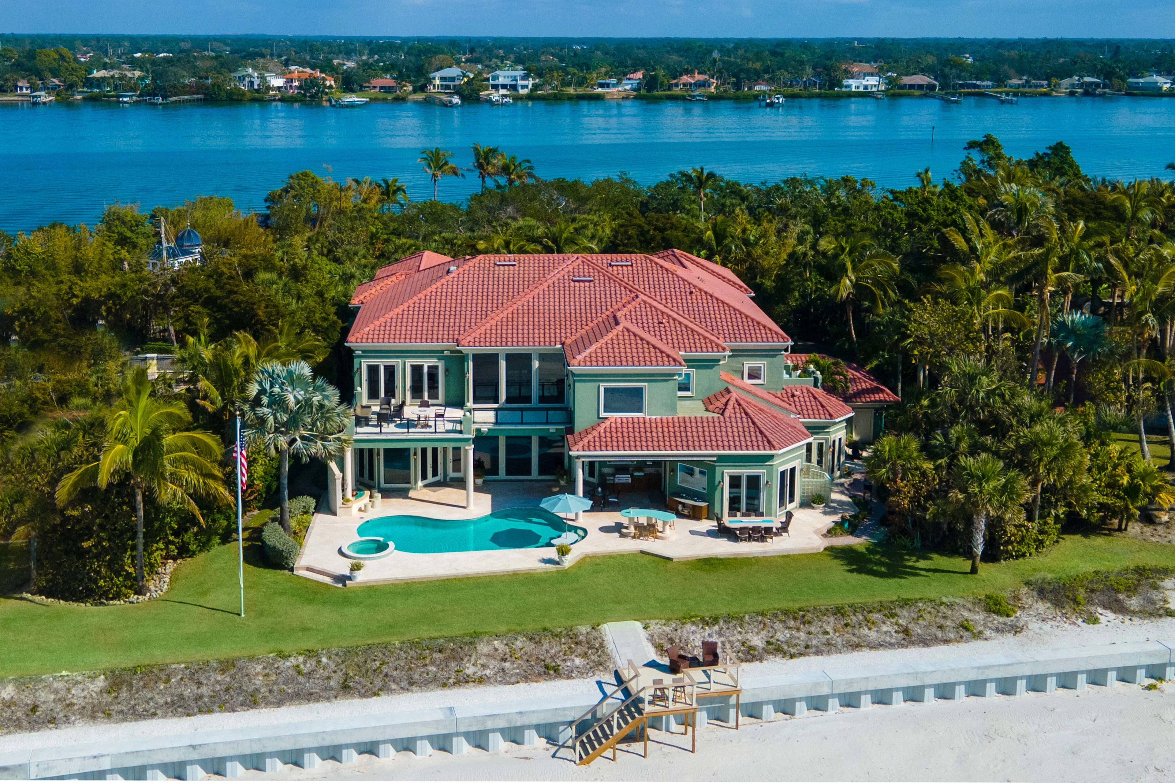 2305 Casey Key Road, Nokomis, Sarasota Area, Florida 34275 - 2305-casey-key-road-nokomis-florida-01_wljp8m