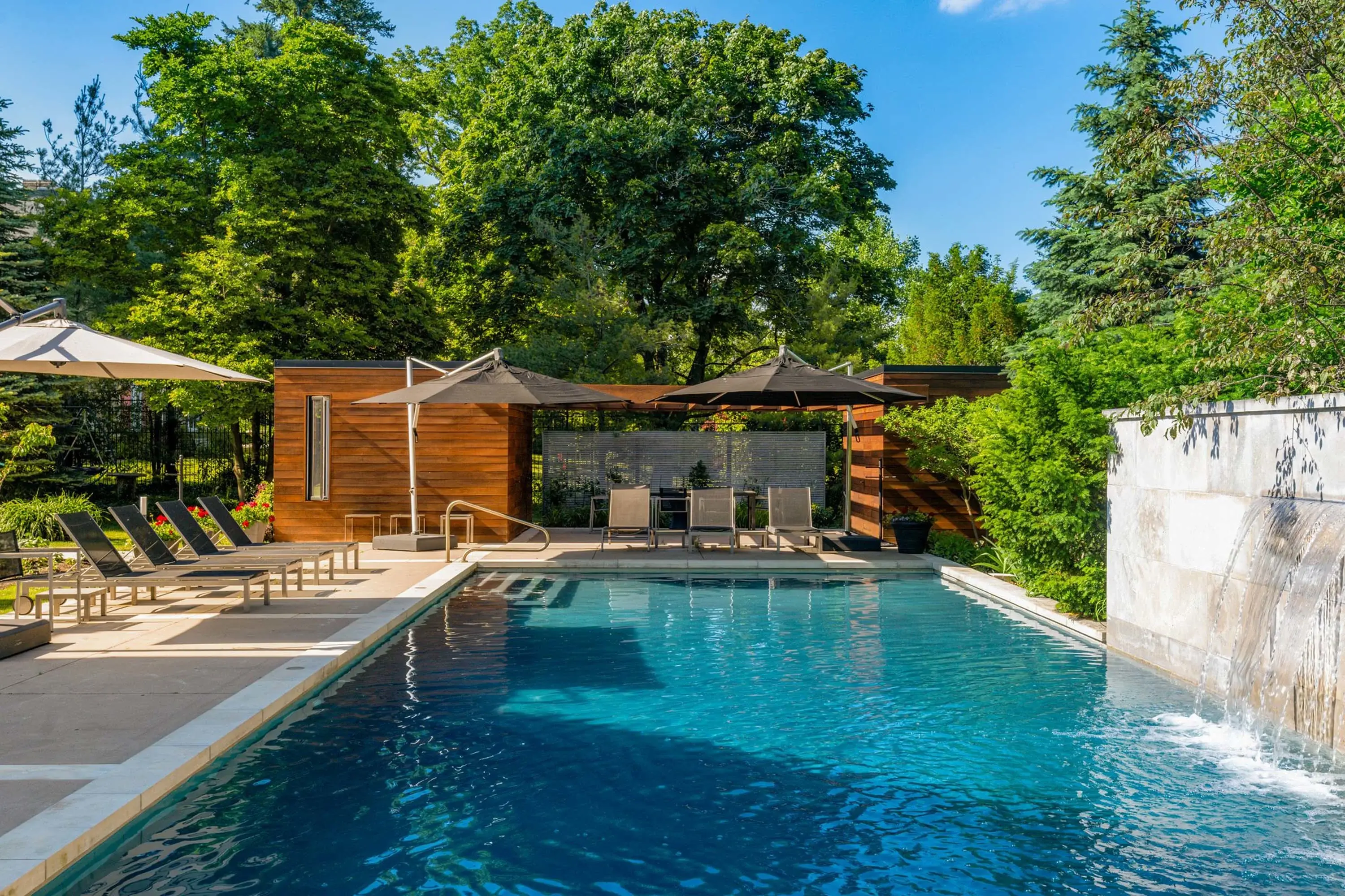 1 Banfield Street, Paris, Near Toronto, Ontario N3L2N3, Canada - 3_-_42-web-or-mls-ARW06753_xpwfx1