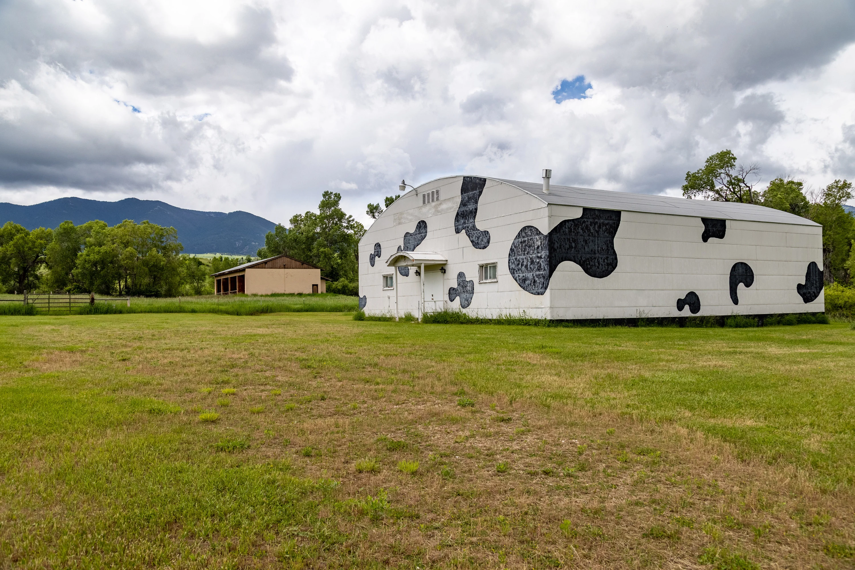 43 Rapid Creek Road, Sheridan, Wyoming 82801 - holy-cow-ranch-43-rapid-creek-road-sheridan-wyoming58_y2bosk