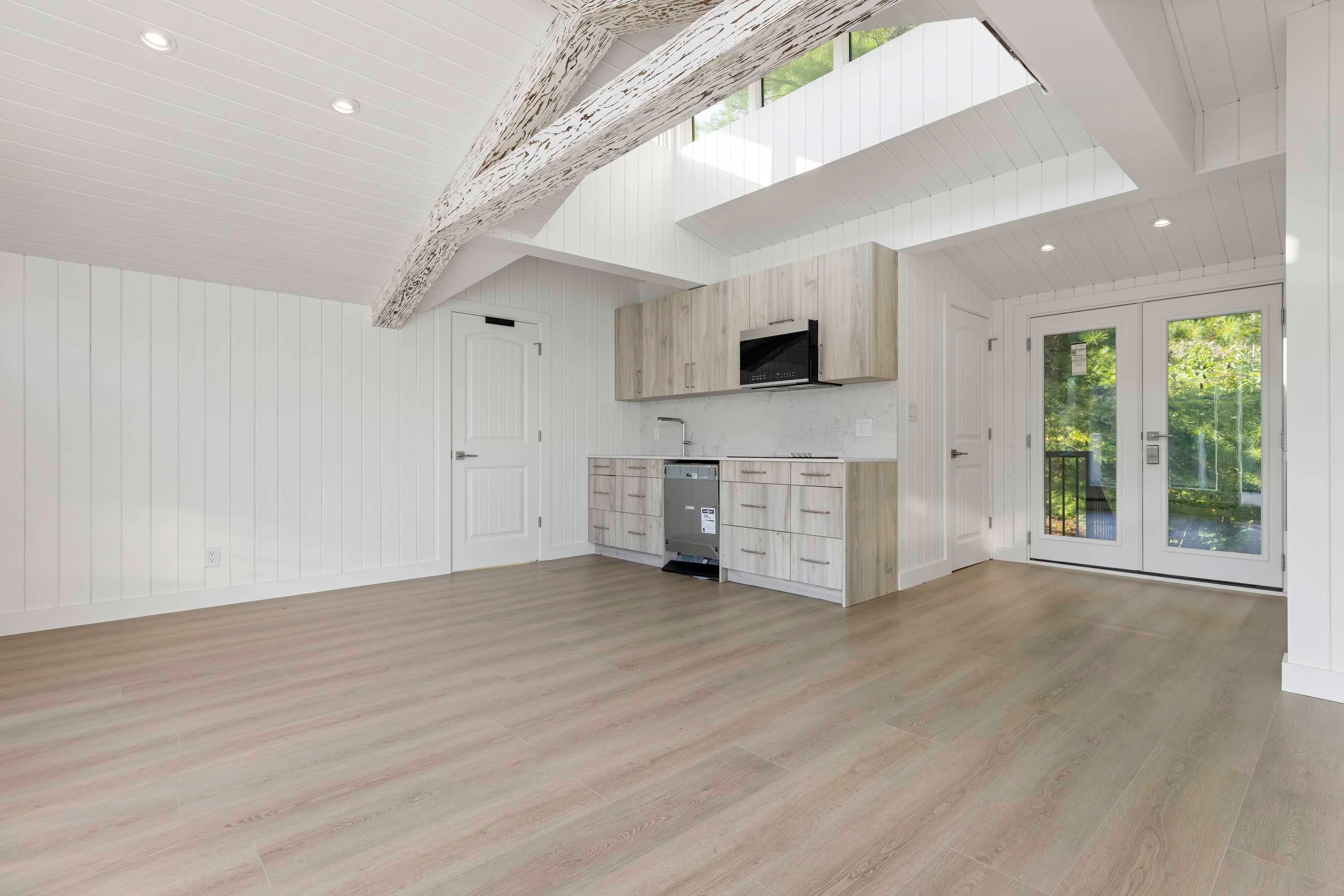 1080 Whitehead Road, Lake Muskoka, Gravenhurst, Ontario P1P 1V1, Canada - 31_-_1080_Whitehead_Farm_Rd-127_a8zknx