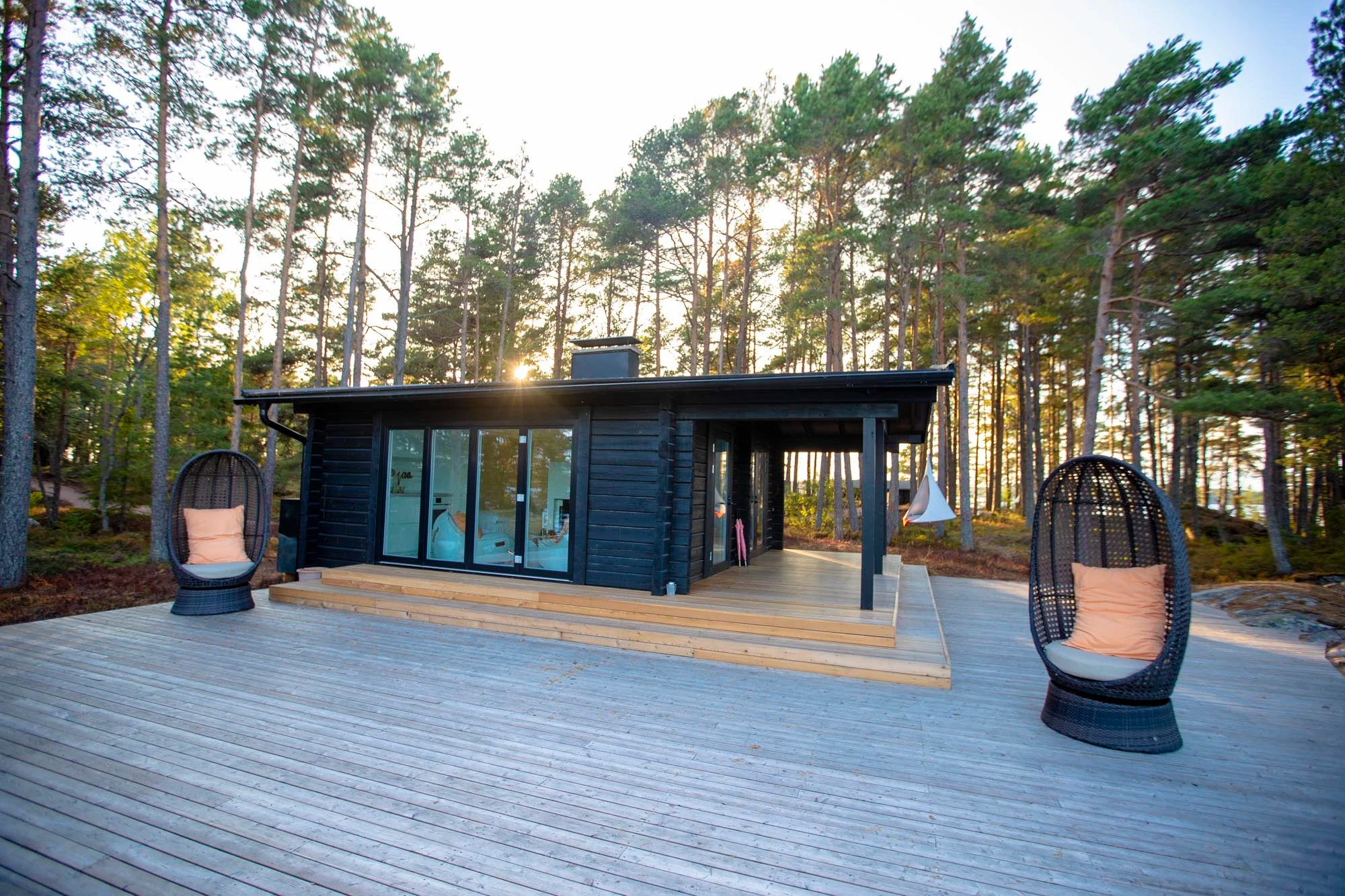 SuperShe Island, Raseborg, Near Helsinki, Near Helsinki , Finland - super-she-island03_ngq64b