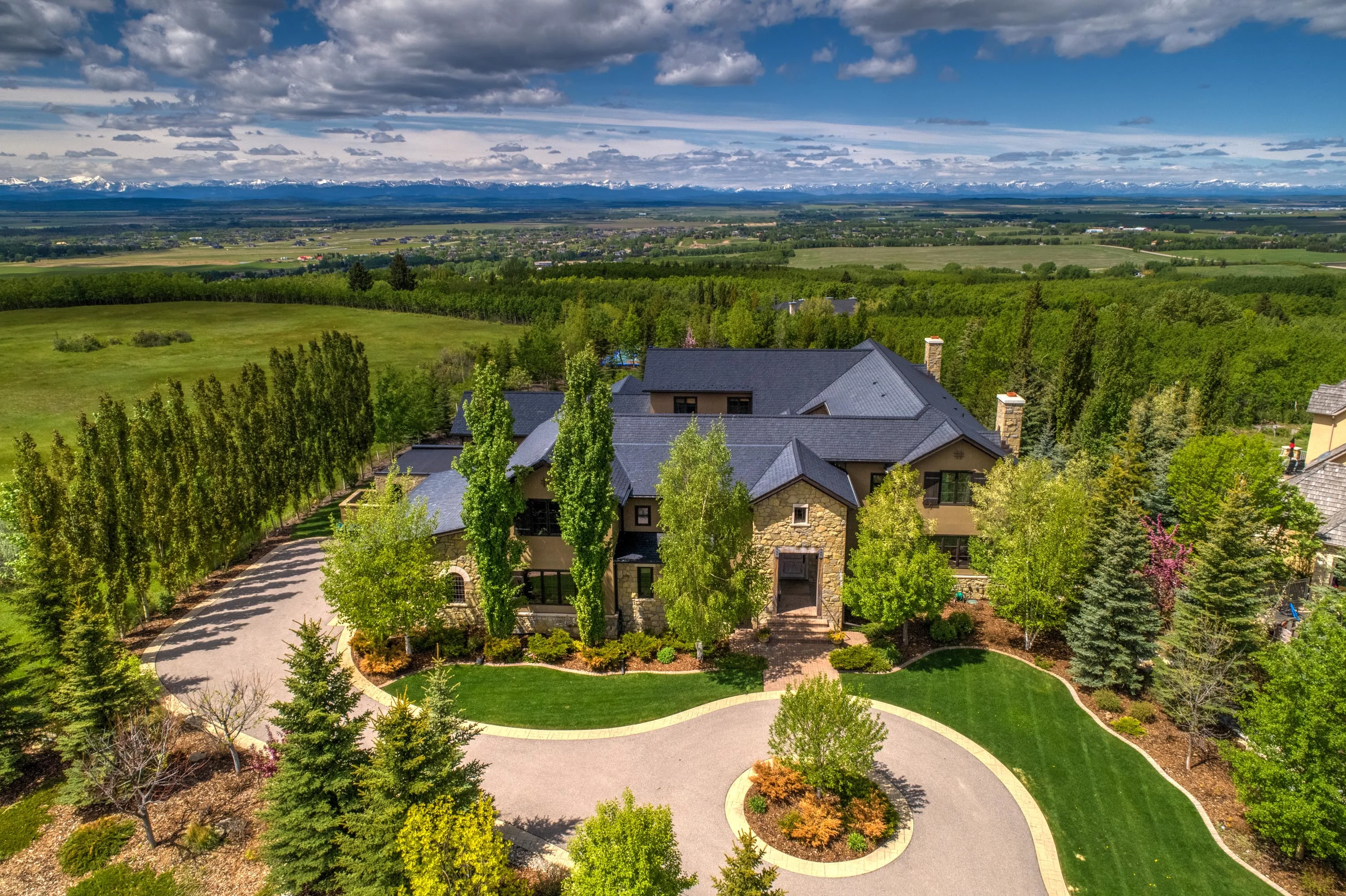 209 Pinnacle Ridge Place SW, Calgary, Alberta, Alberta T3Z 3N8, Canada - 209-pinnacle-ridge-place-rural-rocky-view-county-alberta-canada62_rbw6r5