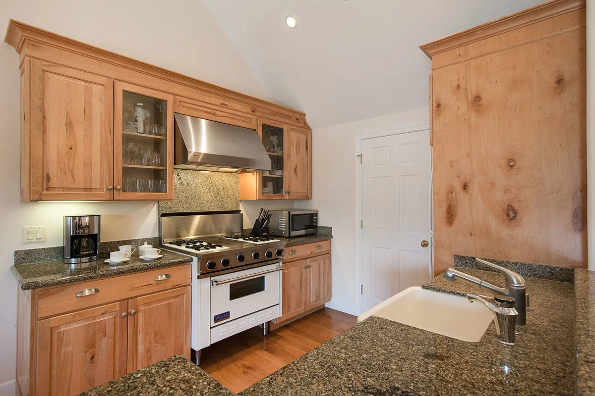 2618 & 2620 Silverado Trail North, Saint Helena, California 94574 - St-Hel-CA20_gtcfda