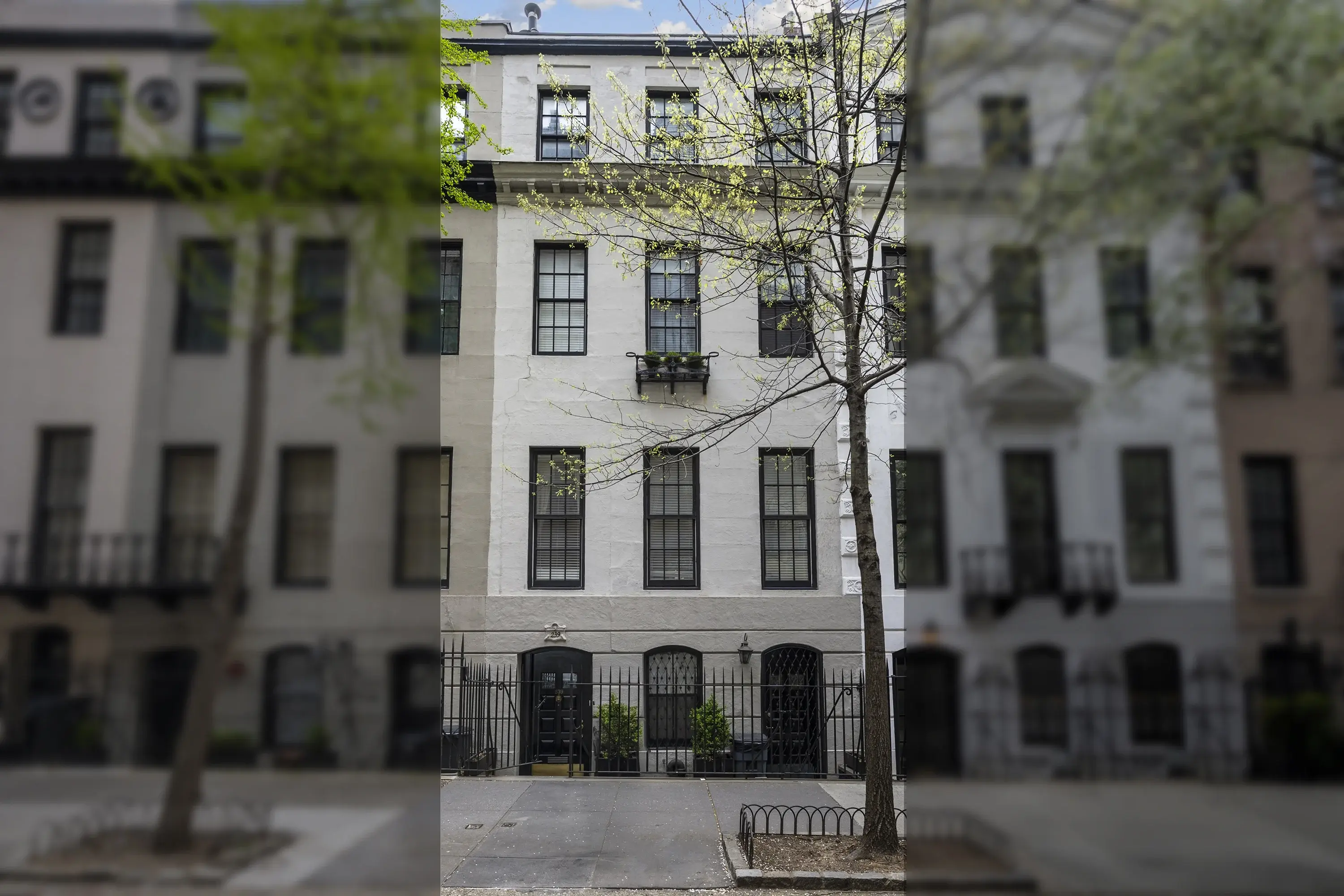 Historic 19th-Century Manhattan Townhouse in Private Landmark Park – Once Home to Literary and Hollywood Legends – Heads to Auction with Sotheby’s Concierge Auctions