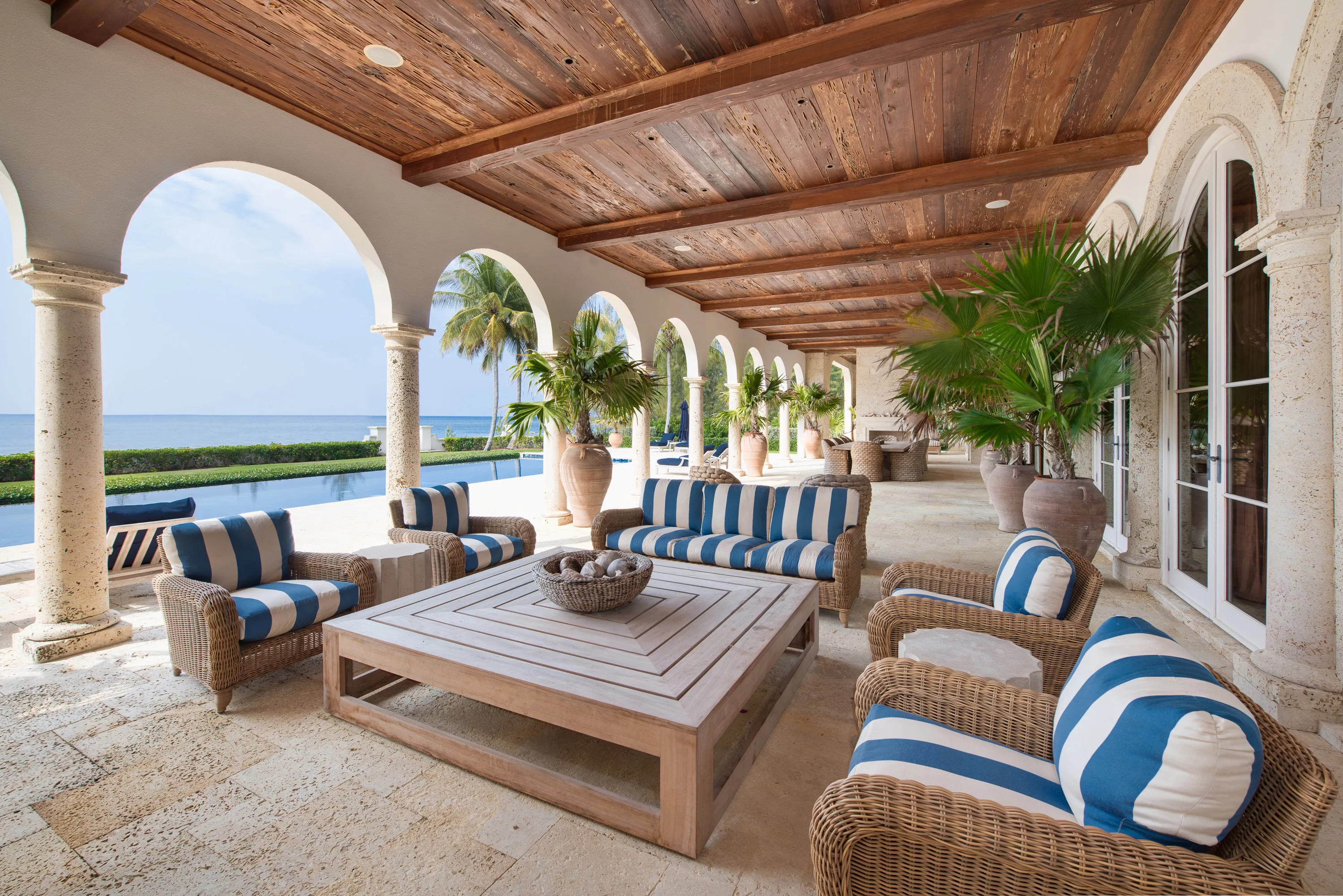 #20 Princess Isle, Freeport,  , Bahamas - 20-princess-isle-grand-bahama-island-luxury-real-estate-2_f4xbvf