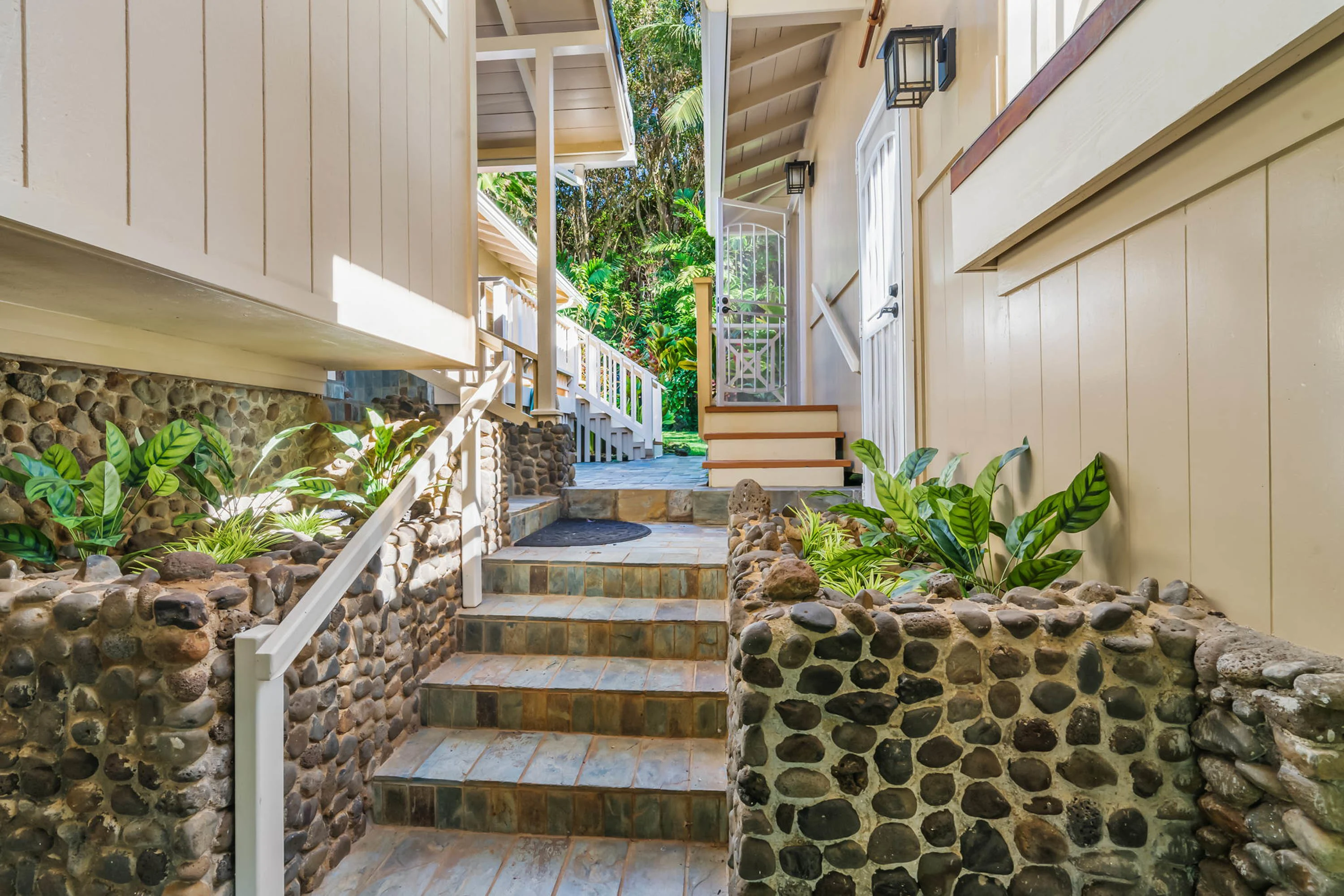 4023 Anahola Road, Anahola, Kauai, Hawaii 96703 - 4023-anahola-road-anahola-hawaii22_ldirzy