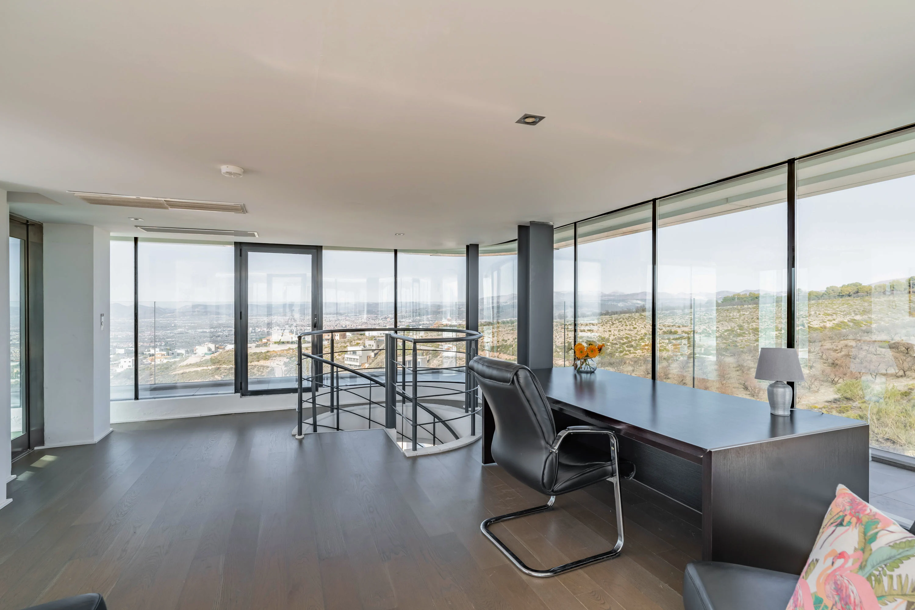 Silverfield Villa, Granada, La Zubia 1, Spain - silverfield-villa-la-zumbia-granada-spain10_huk4gm