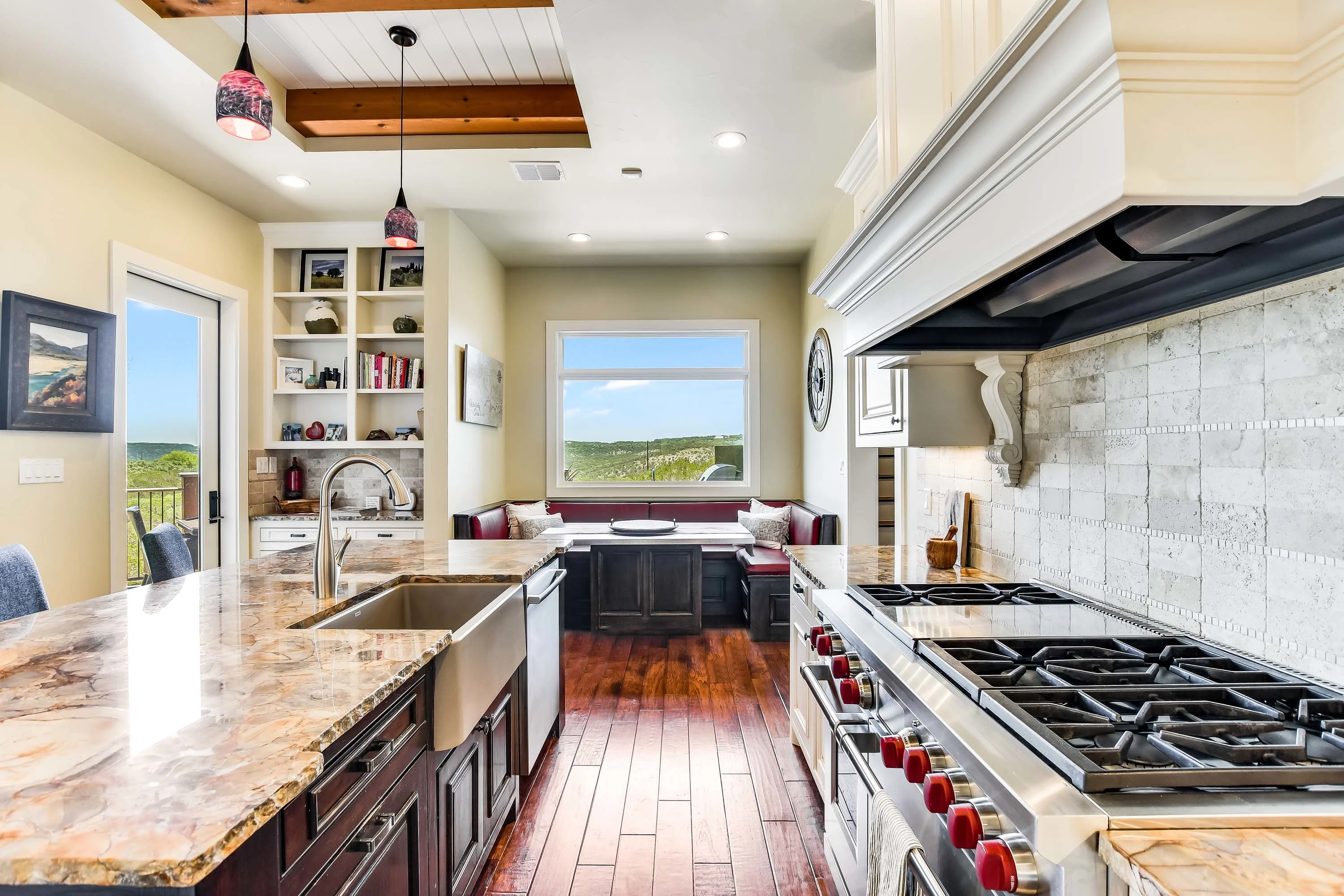 400 Hillview Road, Wimberley, Texas 78676 - 10_400_Hillview_Road_fzgfln