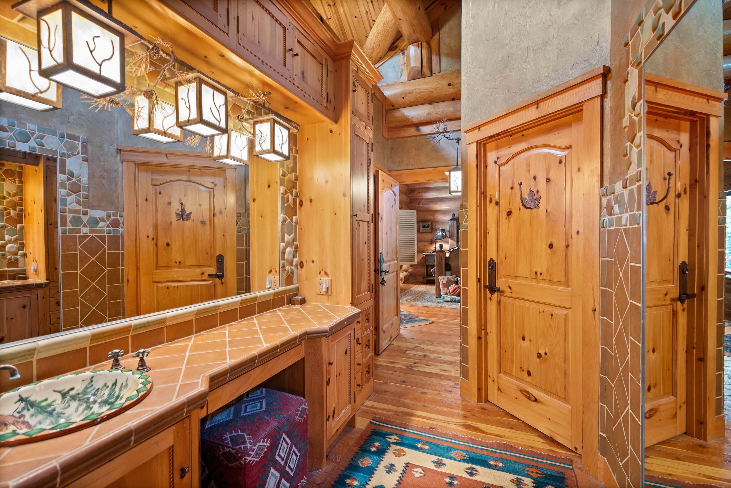 19 7902 Route 42 - Luxury Real Estate - Concierge Auctions