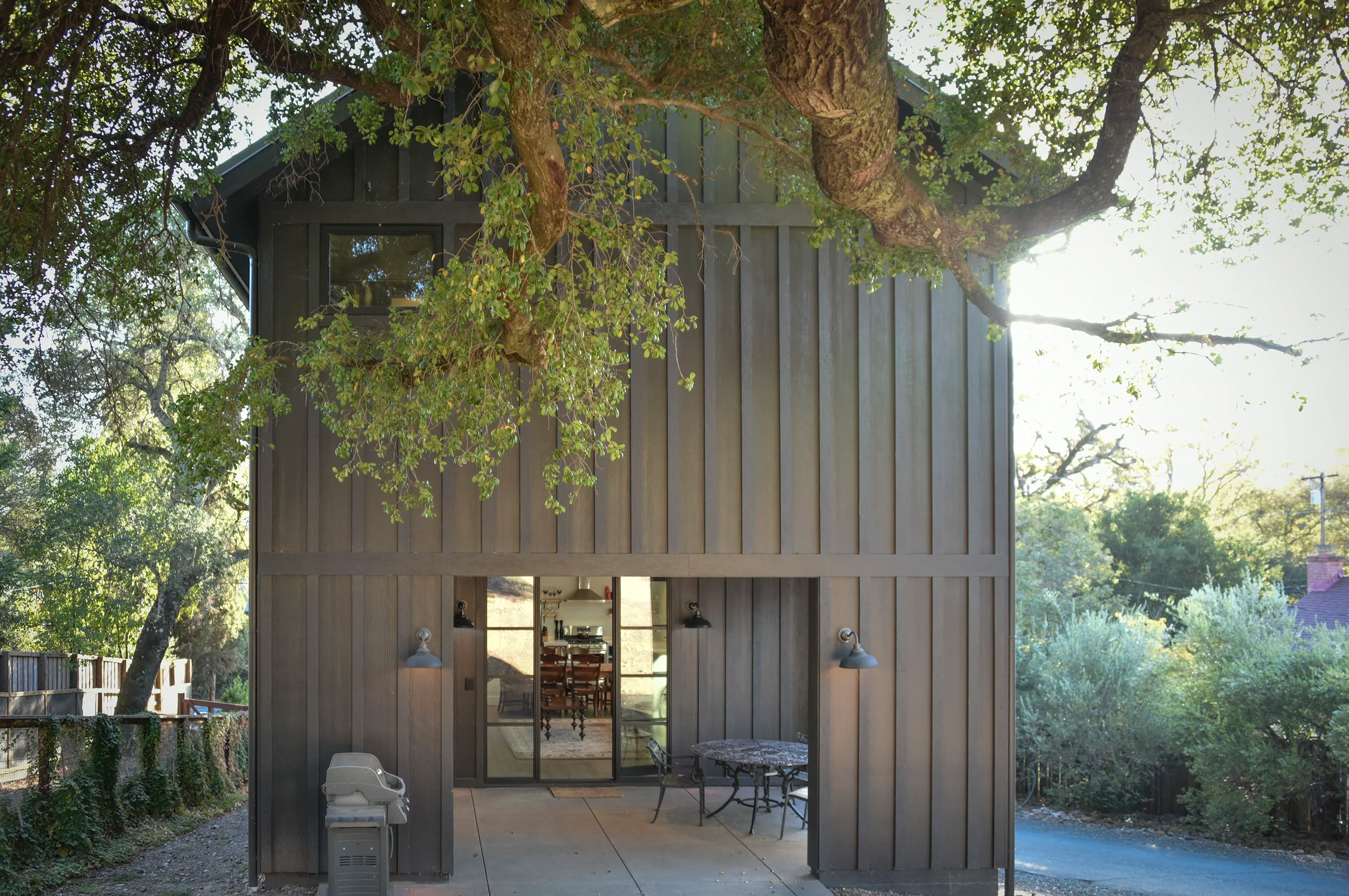 2618 & 2620 Silverado Trail North, Saint Helena, California 94574 - St-Hel-CA46_hvxtof