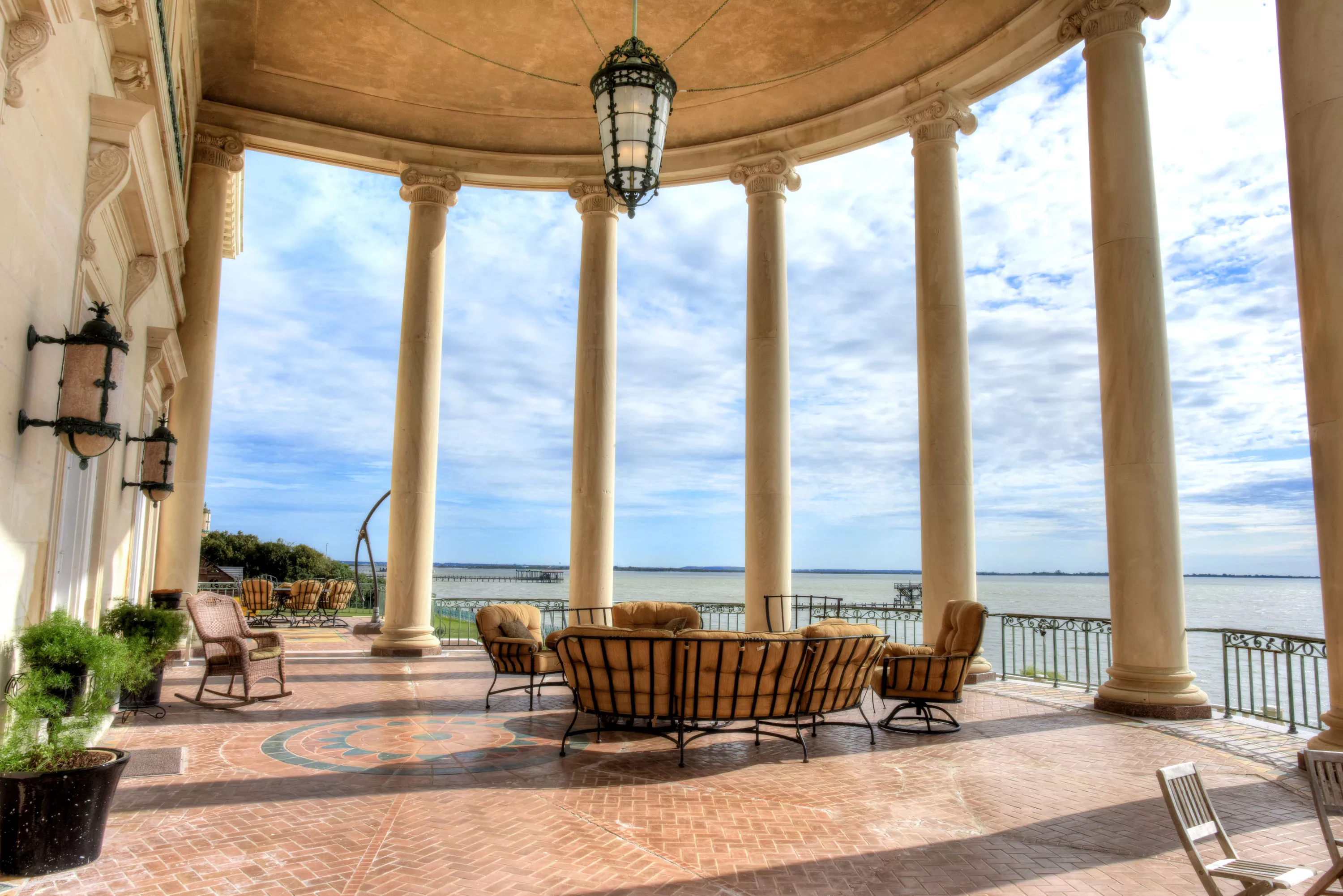 515 Bayridge Road, The Governor Ross Sterling Mansion, Texas 77571 - Ross-Sterling-Mansion-03-01-22-44-4444_kc410t