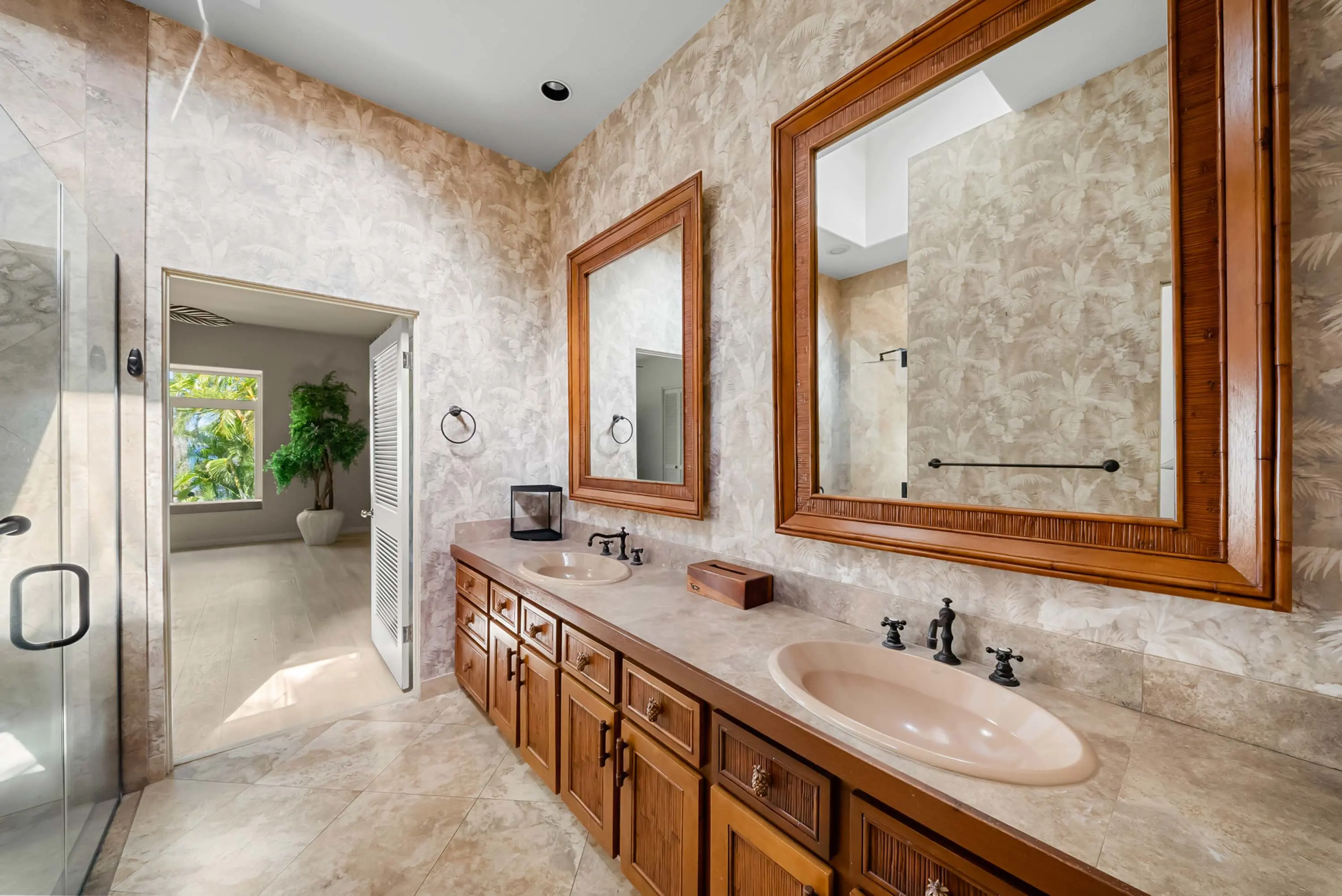 60 5163 and 5157 Lower Honoapiilani Rd, Lahaina, HI 96761 - Luxury Real Estate - Concierge Auctions
