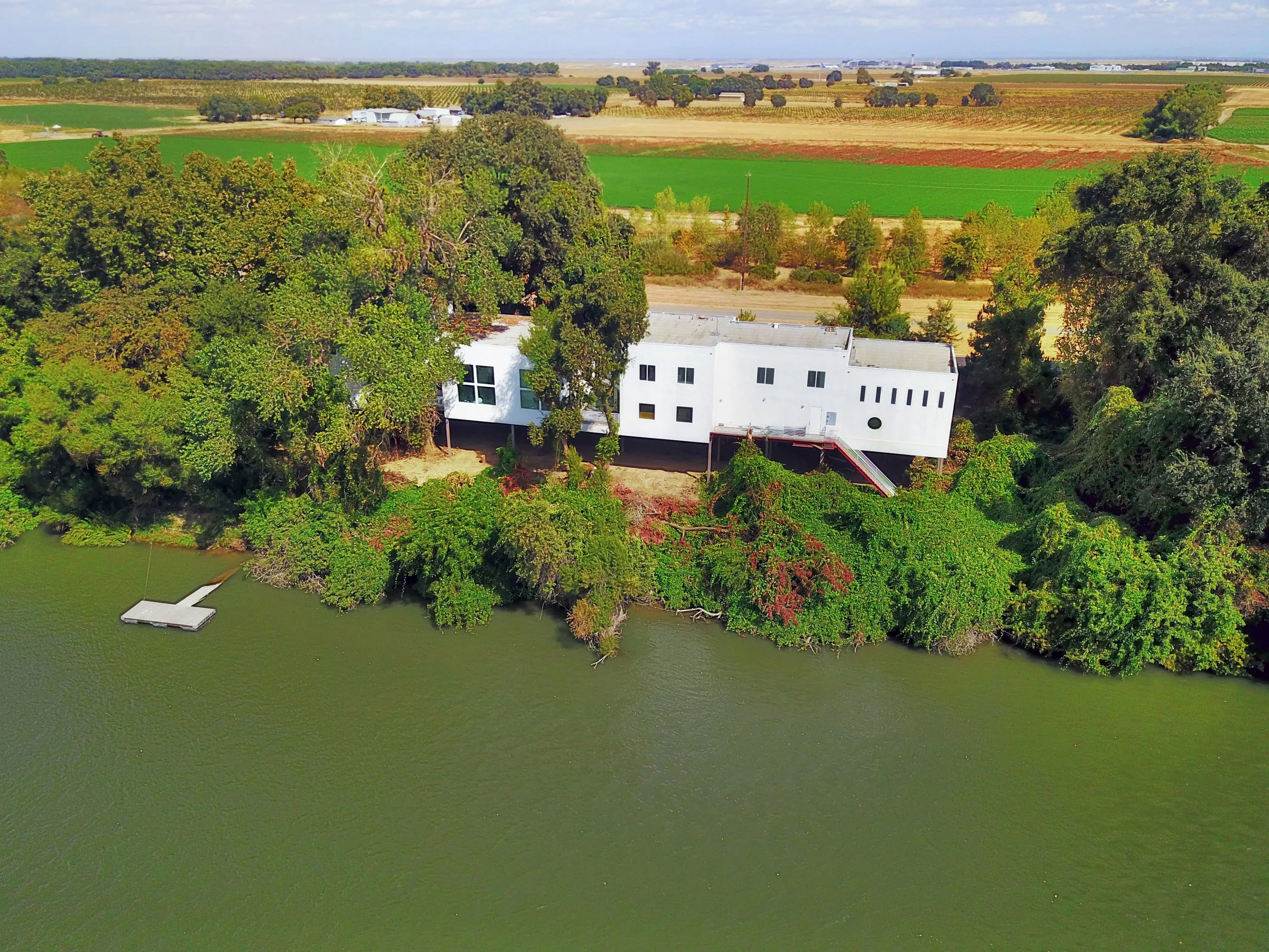 6301 Garden Highway, Sacramento, California 95837 - garden_highway_36_wgun4n