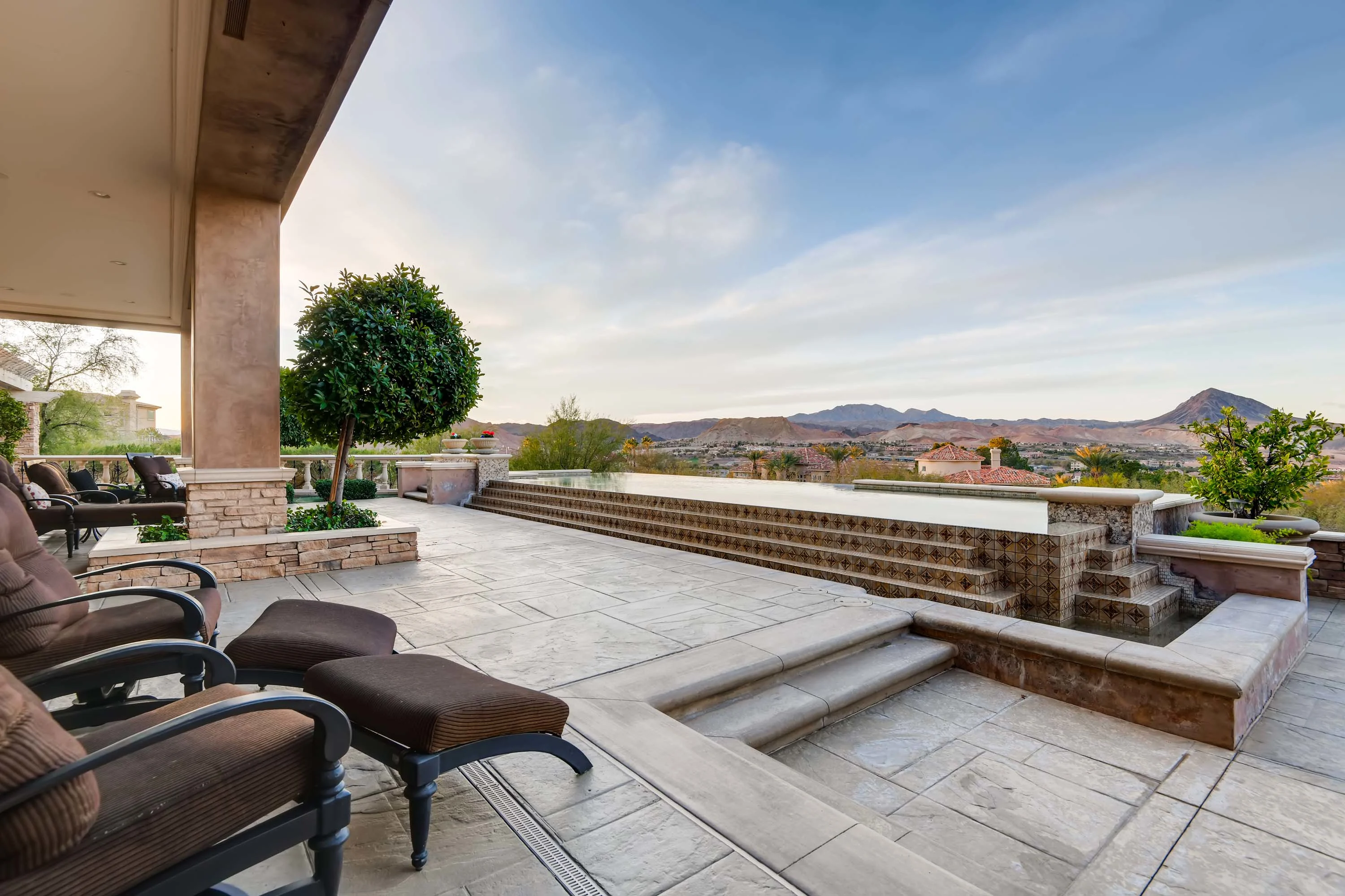 2 Via Vittorio Place, Lake Las Vegas, Nevada 89011 - 2-via-vittorio-place-henderson-nevada37_q1eakr