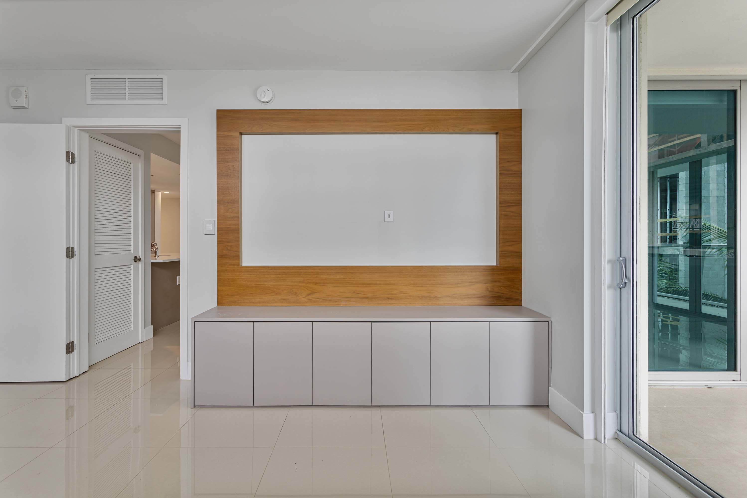 15 Unit 203 1150 101st Street - Luxury Real Estate - Concierge Auctions