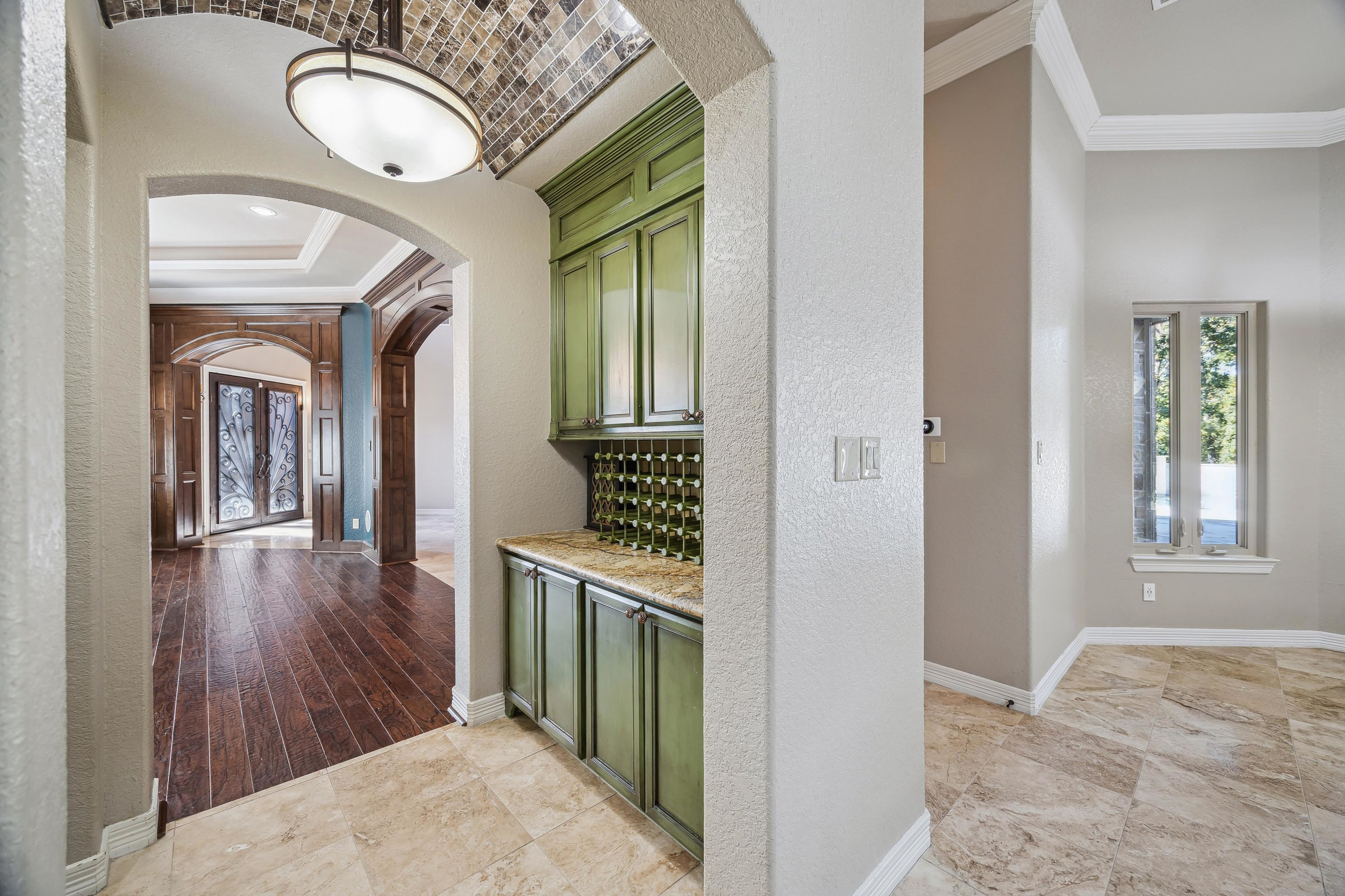 12 27919 Hansons Ct - Luxury Real Estate - Concierge Auctions