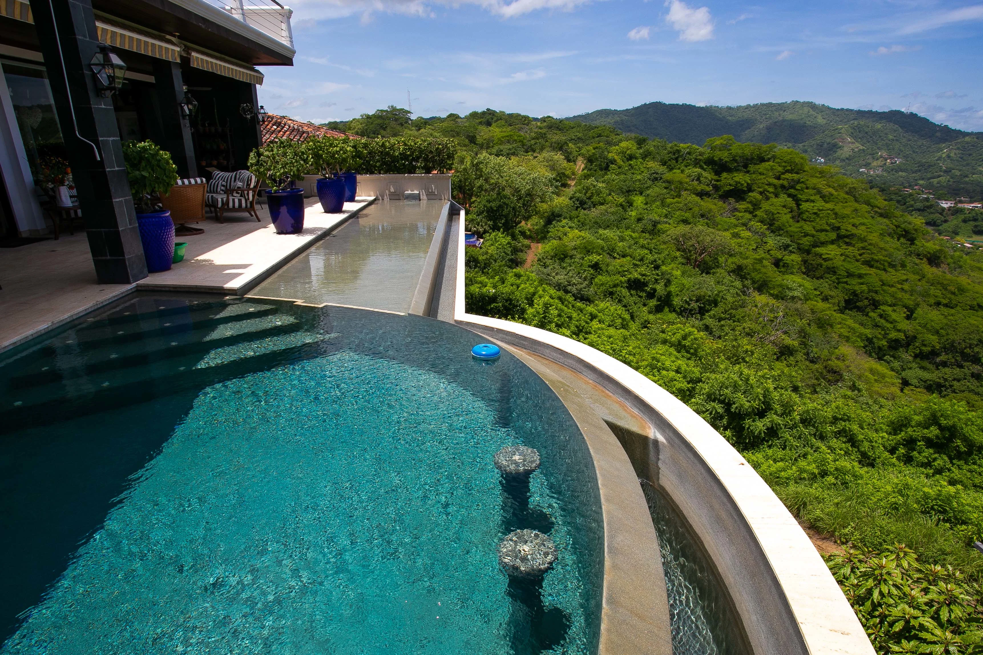 Casa del Mar, Playas del Coco, Guanacaste 50503, Costa Rica - casa-del-mar-costa-rica60_yklt6r