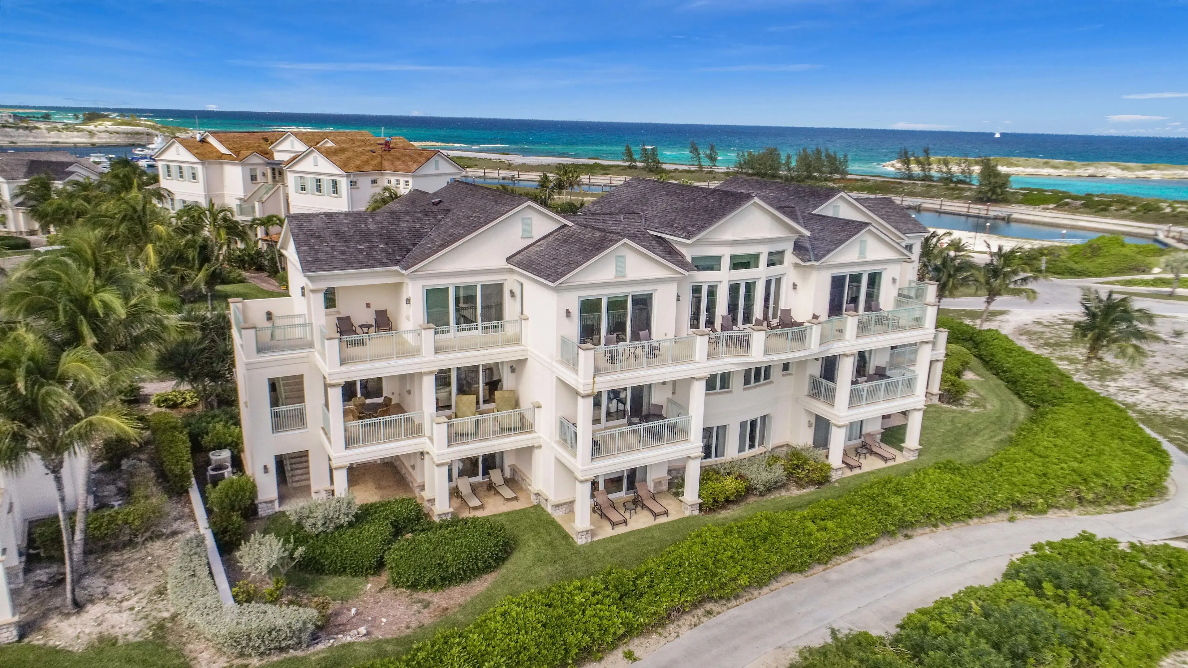 1031 Grand Isle Resort, Emerald Bay, Exuma , Bahamas - 1031-grand-isle-resort-penthouse-exuma-bahamas_01_jiibbd