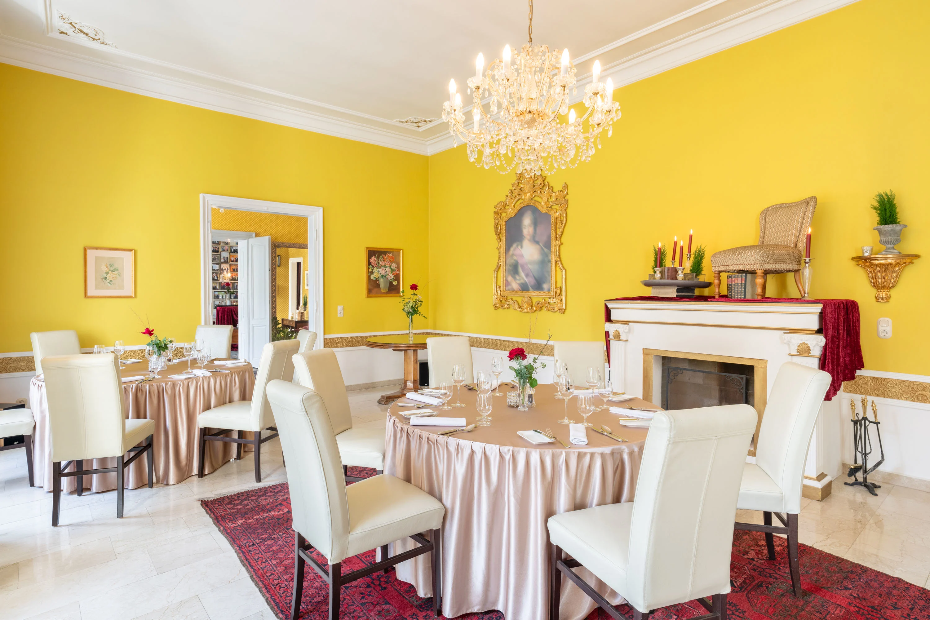 Schloss Stupache Allee, Stuppach, Near Vienna, Gloggnitz , Lower Austria - Mozarts-Last-Castle-25_jwuls0