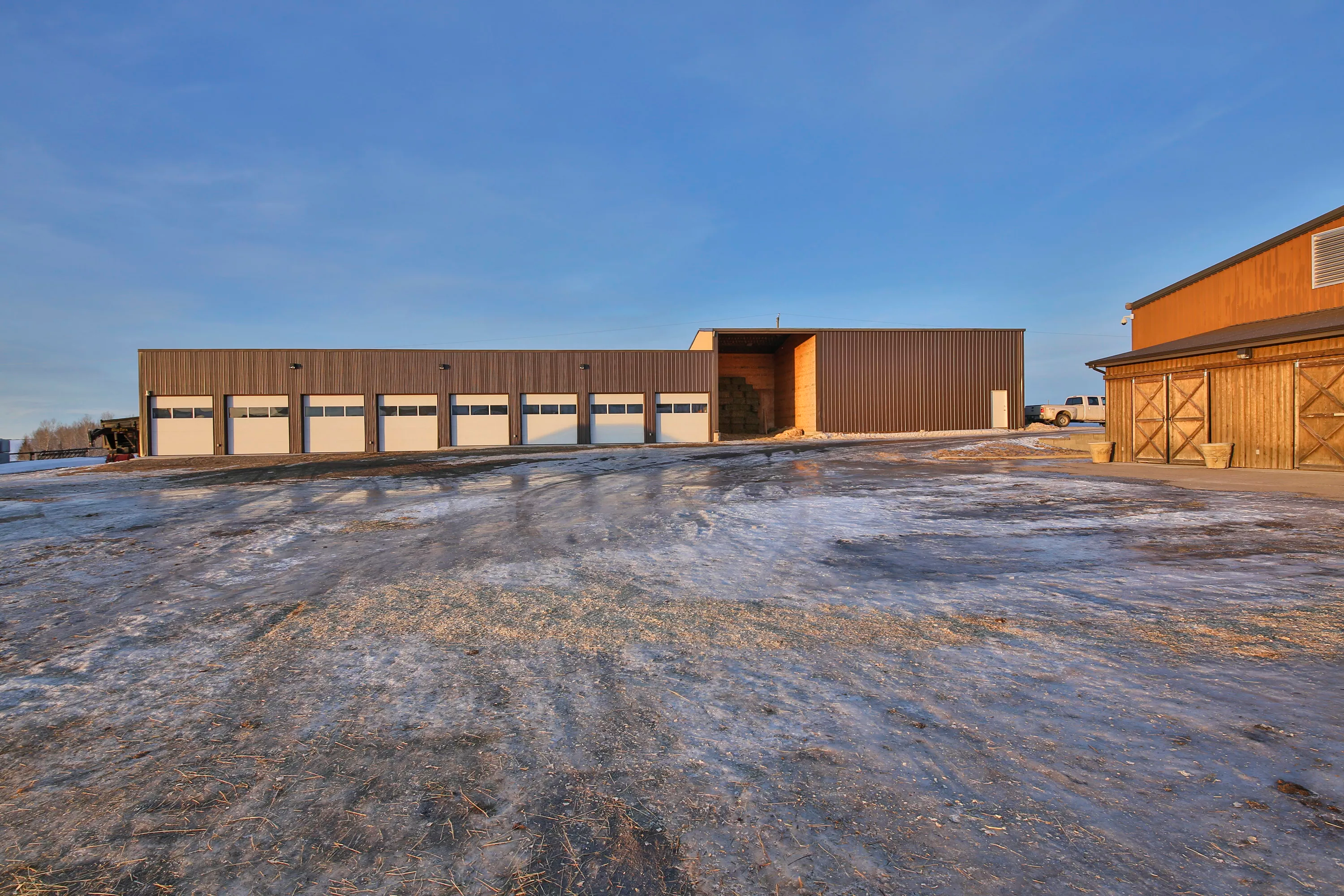 242243 64 Street West, Calgary, Alberta , Canada - 242243-64-street-west-calgary-alberta-canada18-2_ineudy