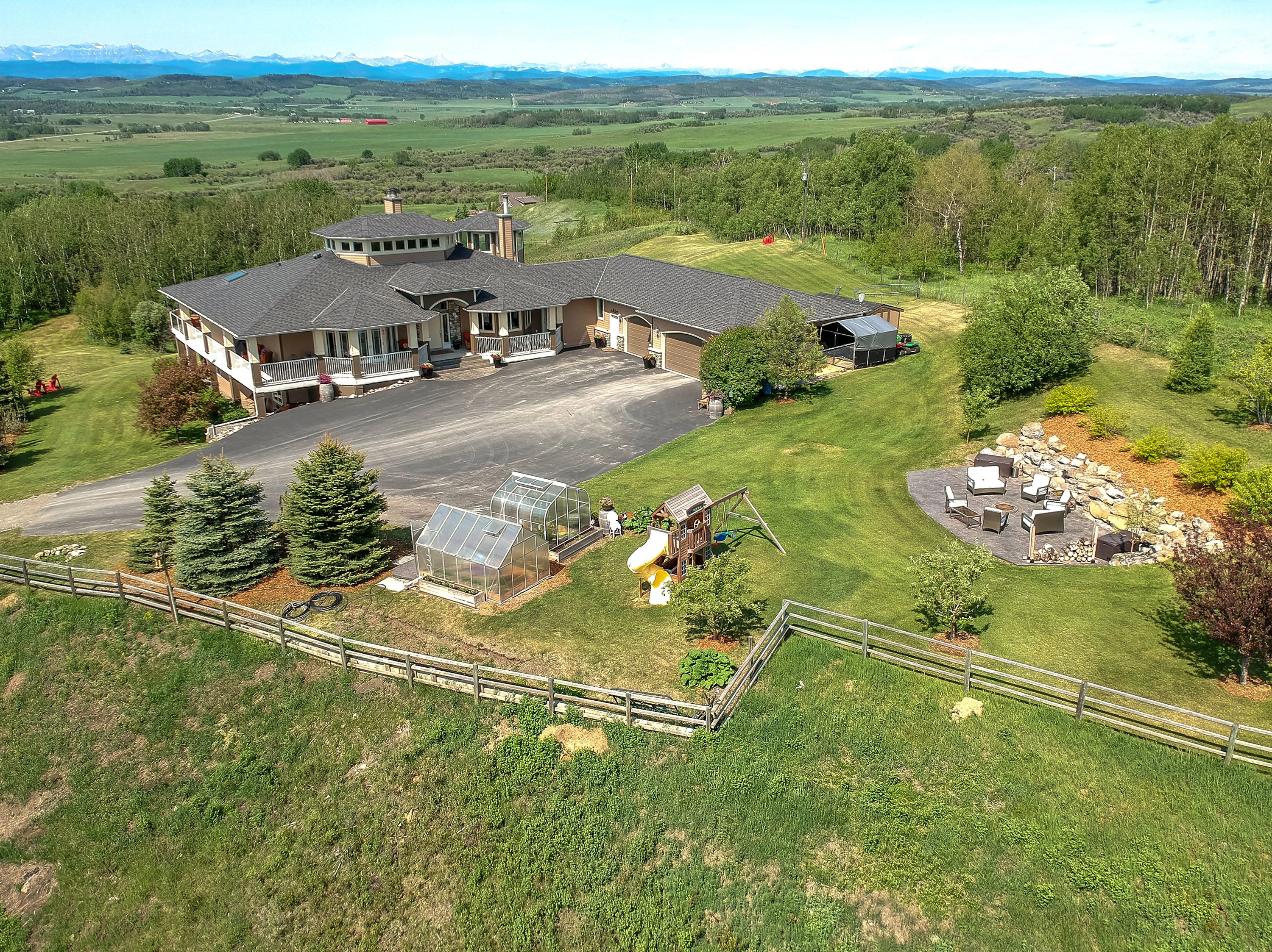 290156 160 Street W, Near Calgary, Alberta T2J 2P9, Canada - 290156-160-street-rural-foothills-county-alberta-canada65_os7eed