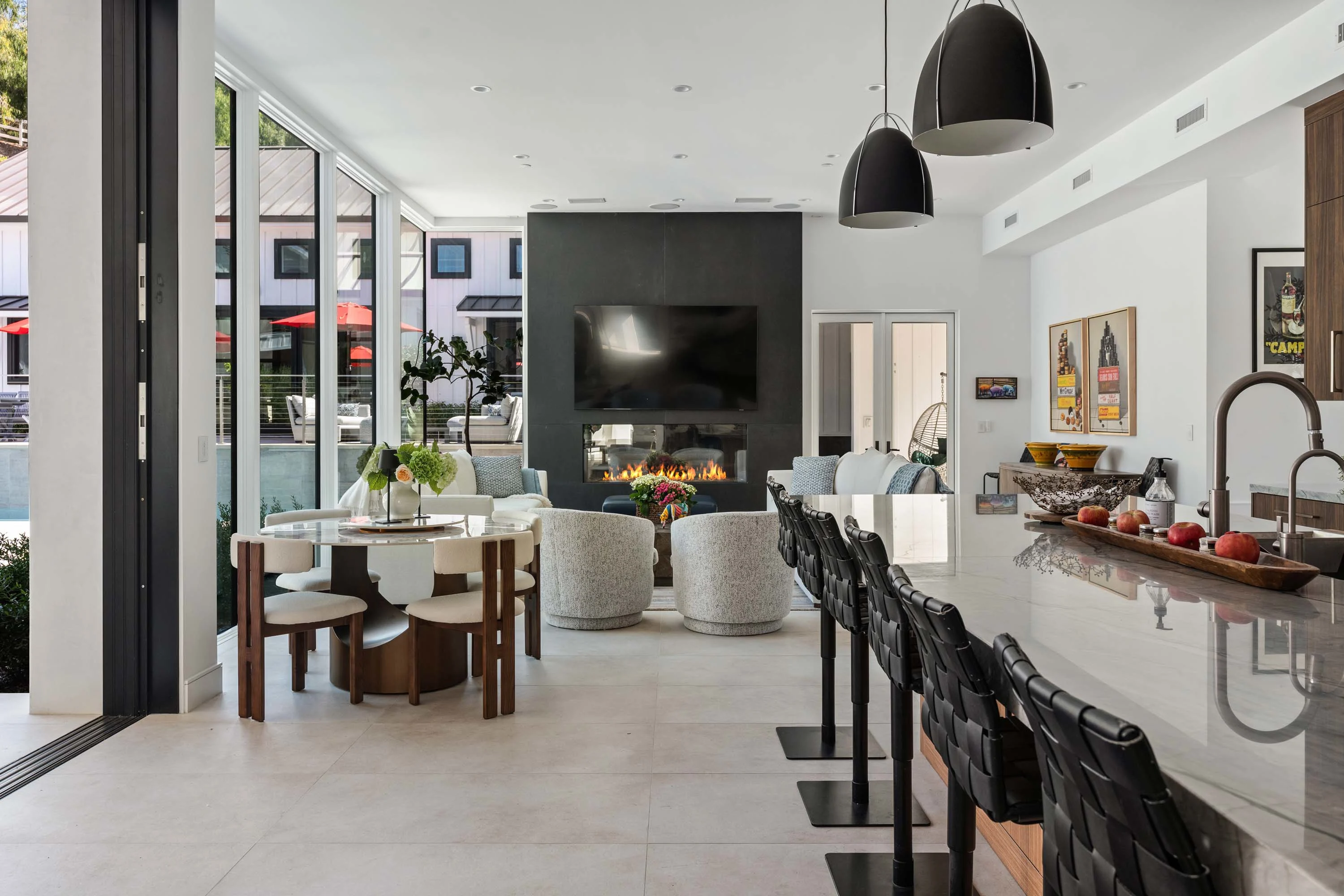 Stella Dolce | 25057 Lewis and Clark Road, Hidden Hills, Los Angeles Area, California 91203 - 18_-_25057_Lewis_Clark_Pickup_Shots_21_n0xqsh