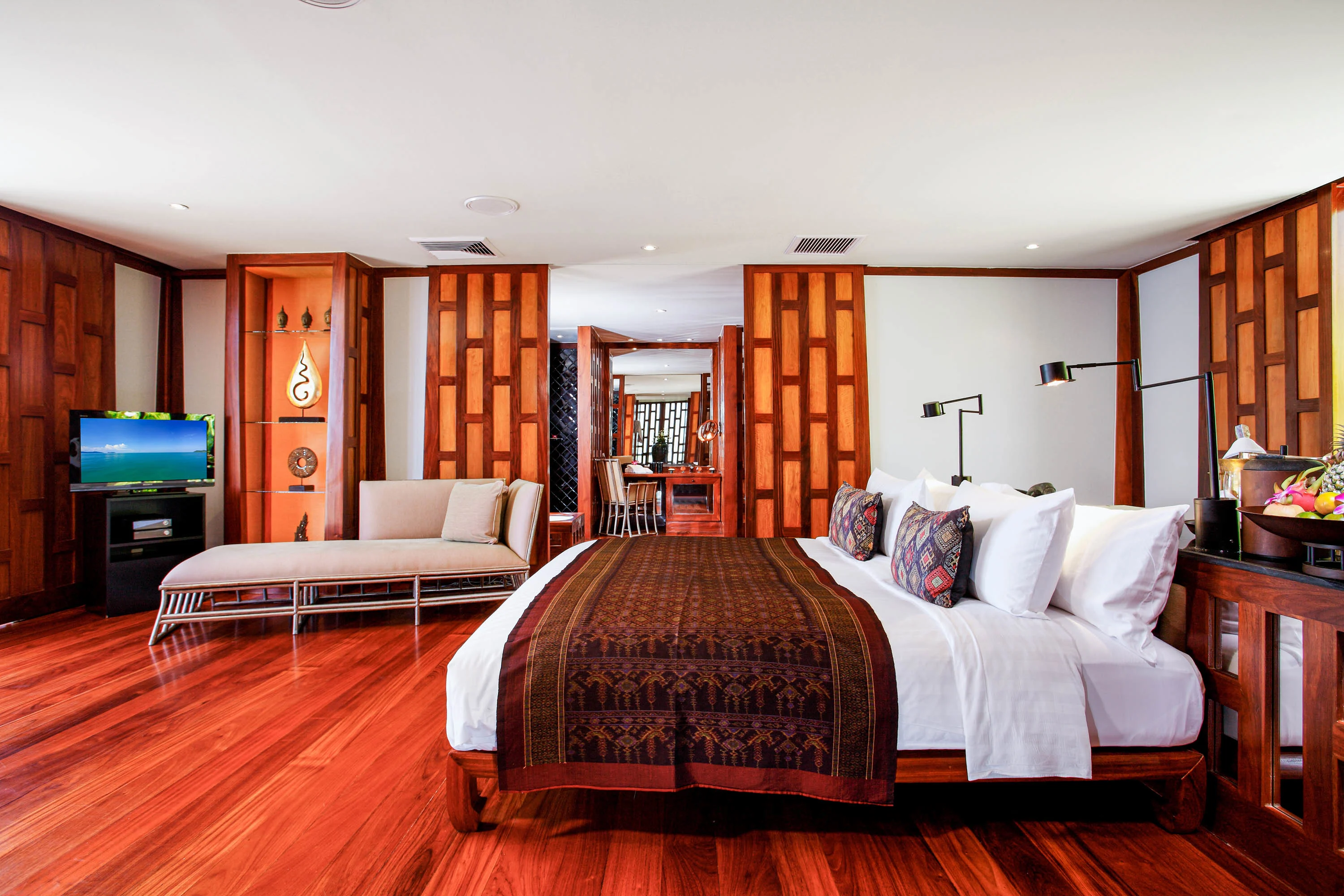 Amanpuri Luxury Ocean Villa, Phuket, Phuket 83100, Thailand - amanpuri-surin-thalang-83100-thailand11_r0wgfc