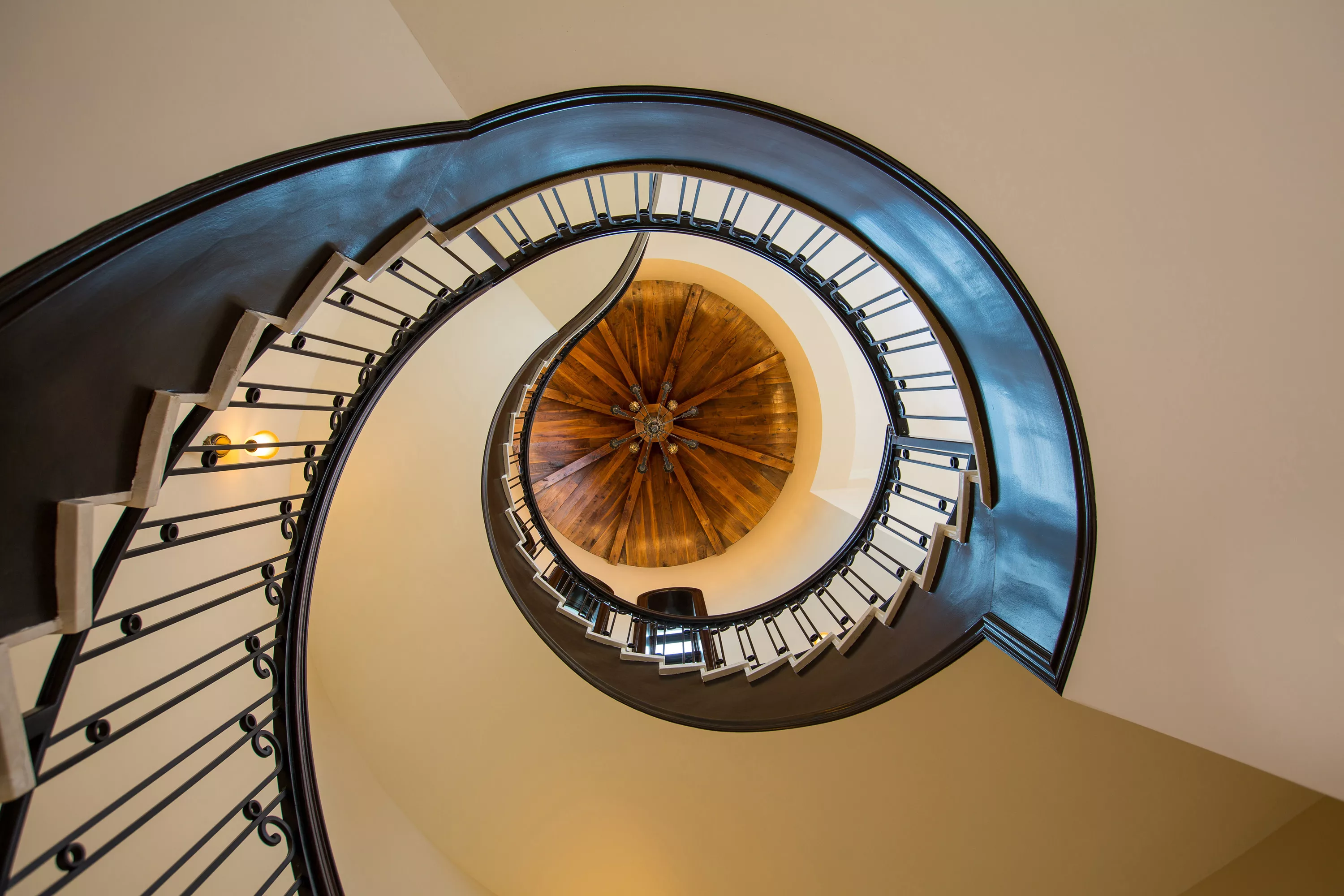 2460 S. Hwy A1A, Vero Beach, Florida 32963 - splendida-dimora-2460-s-hwy-a1a-luxury-real-estate-8_gd2nud