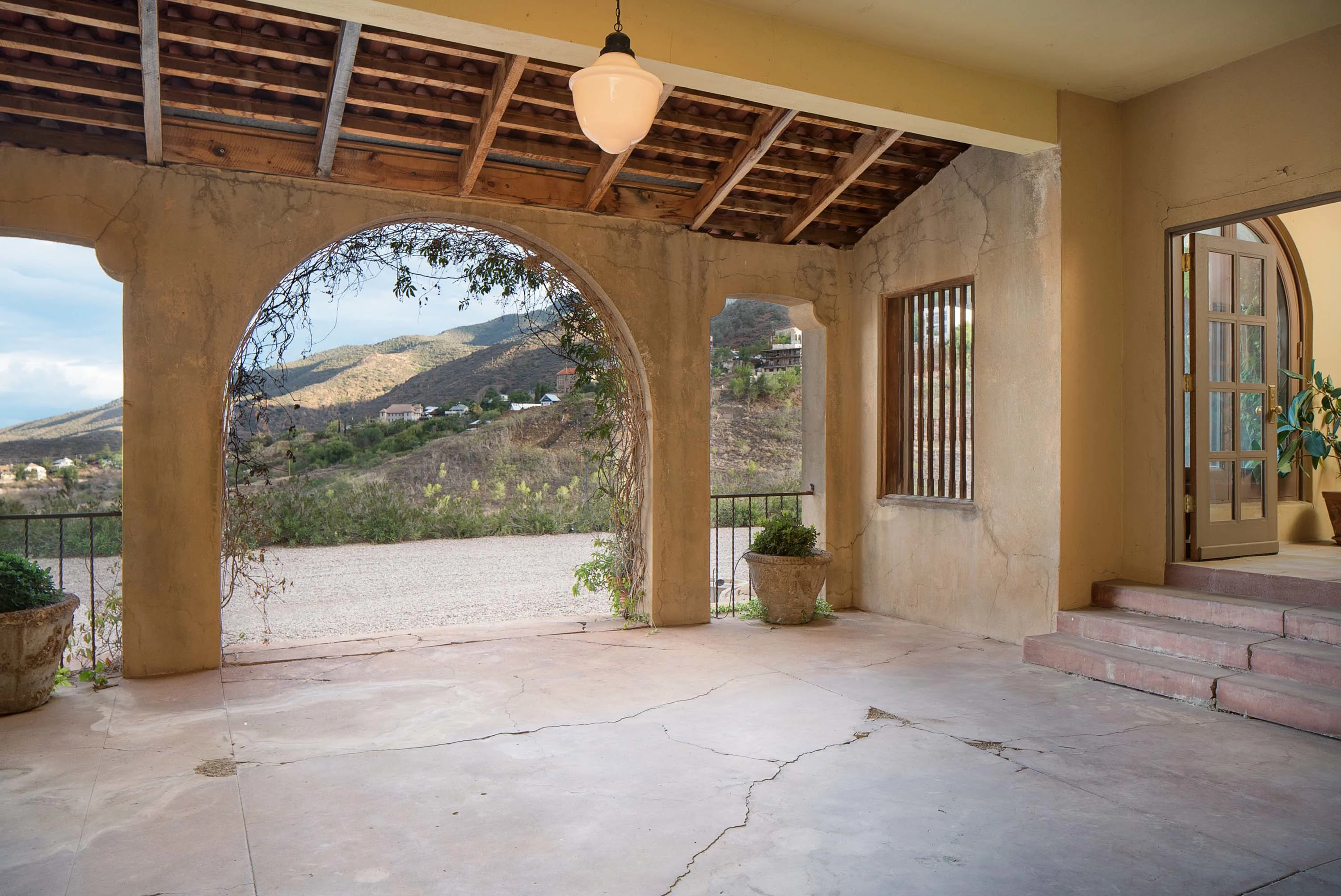 300 Upper Bell Road, Near Sedona, Arizona 86331 - 300-upper-bell-road-jerome-arizona23_rzavef