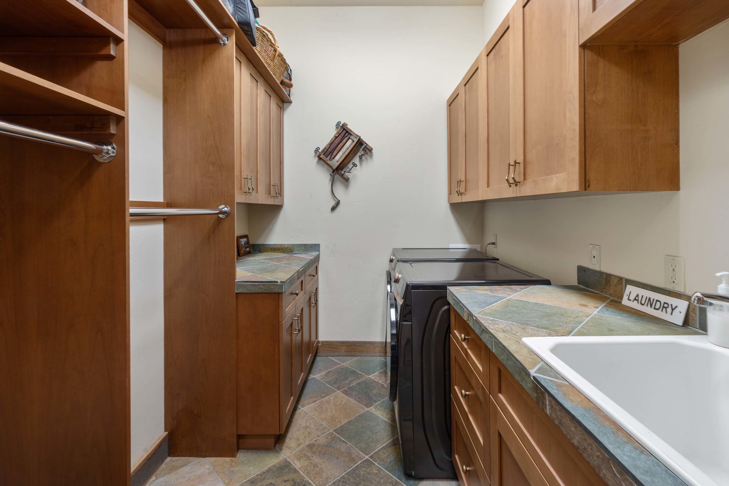 23 4234 Brown Ranch Road - Luxury Real Estate - Concierge Auctions