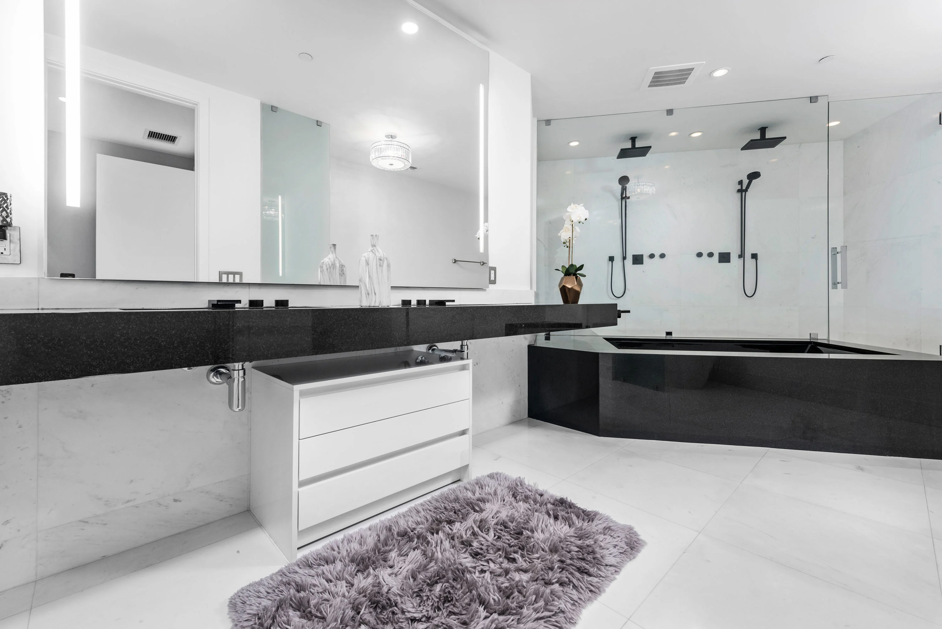 18555 Collins Ave, Apt 4603, Porsche Design Tower, Miami, Florida 33160 - 18555-collins-avenue-apartment-4603-sunny-isles-beach-florida28_s9jcil
