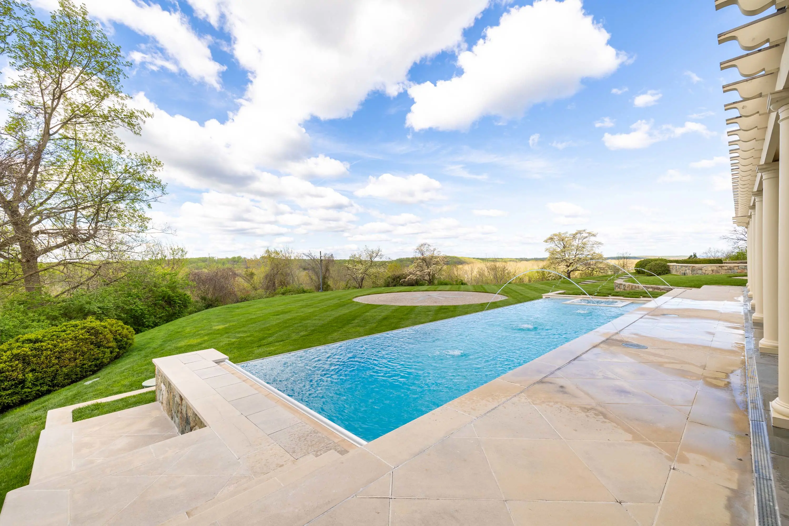 03 11900 River Rd, Potomac, MD 20854 - Luxury Real Estate - Concierge Auctions