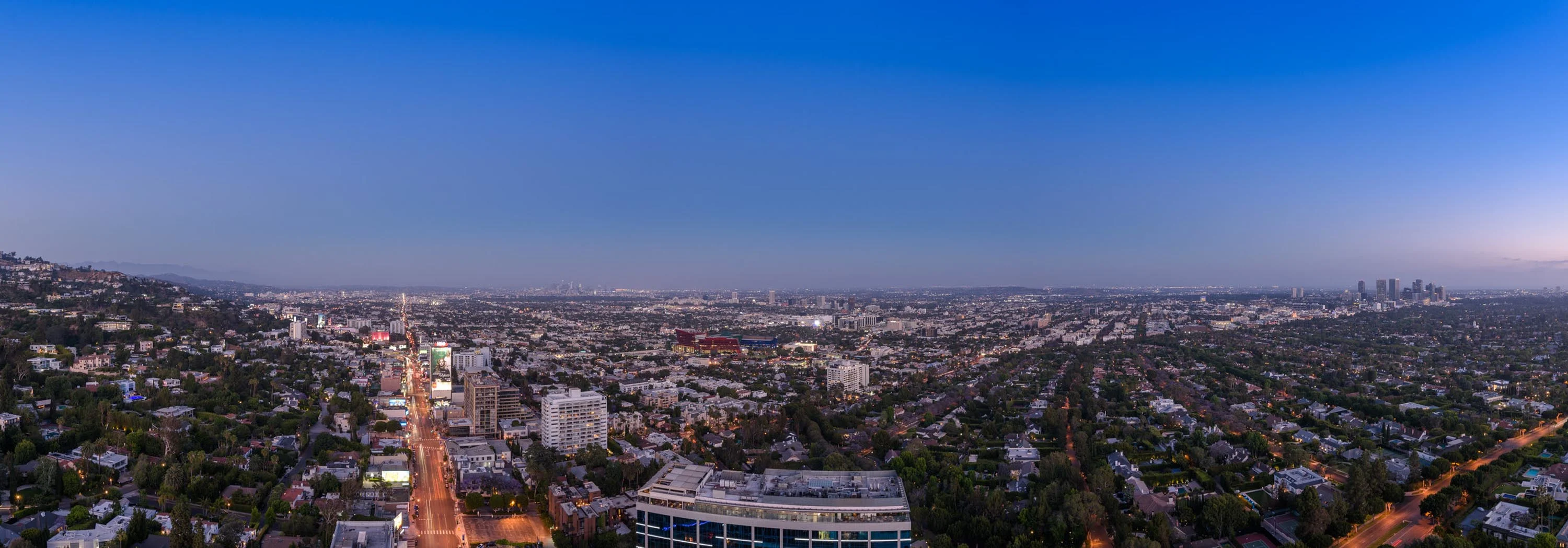 9255 Doheny Road PH1 and 2, West Hollywood/Beverly Hills, California 90069 - 9255-doheny-road-ph1-ph2-west-hollywood-california18_k7xibm