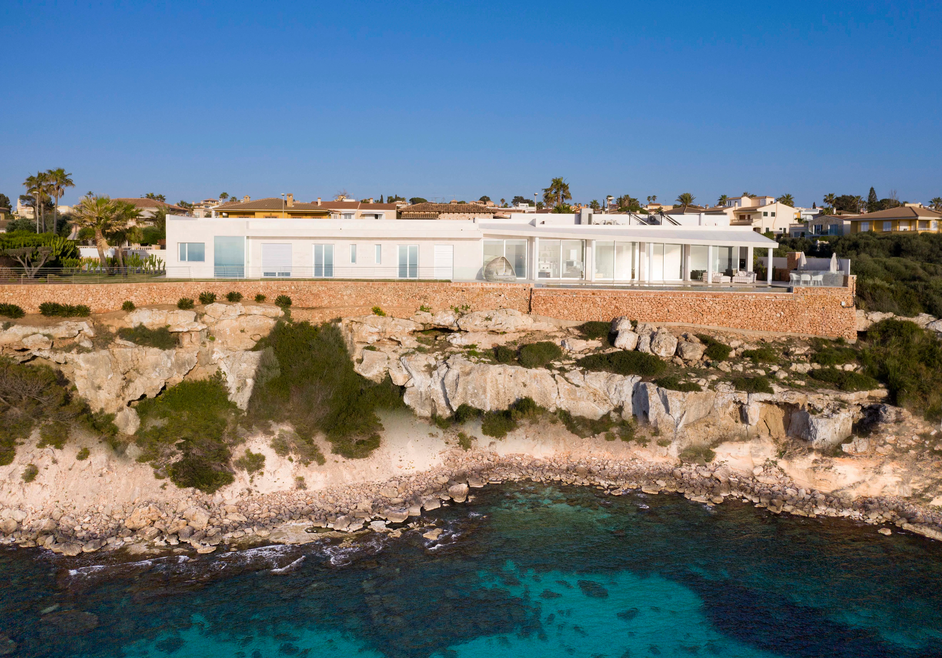 Plaça Perpinya 10, Sa Torre, Mallorca, Illes Balears 07609, Spain - villa-sunset-mallorca-spain-01_cqkrie