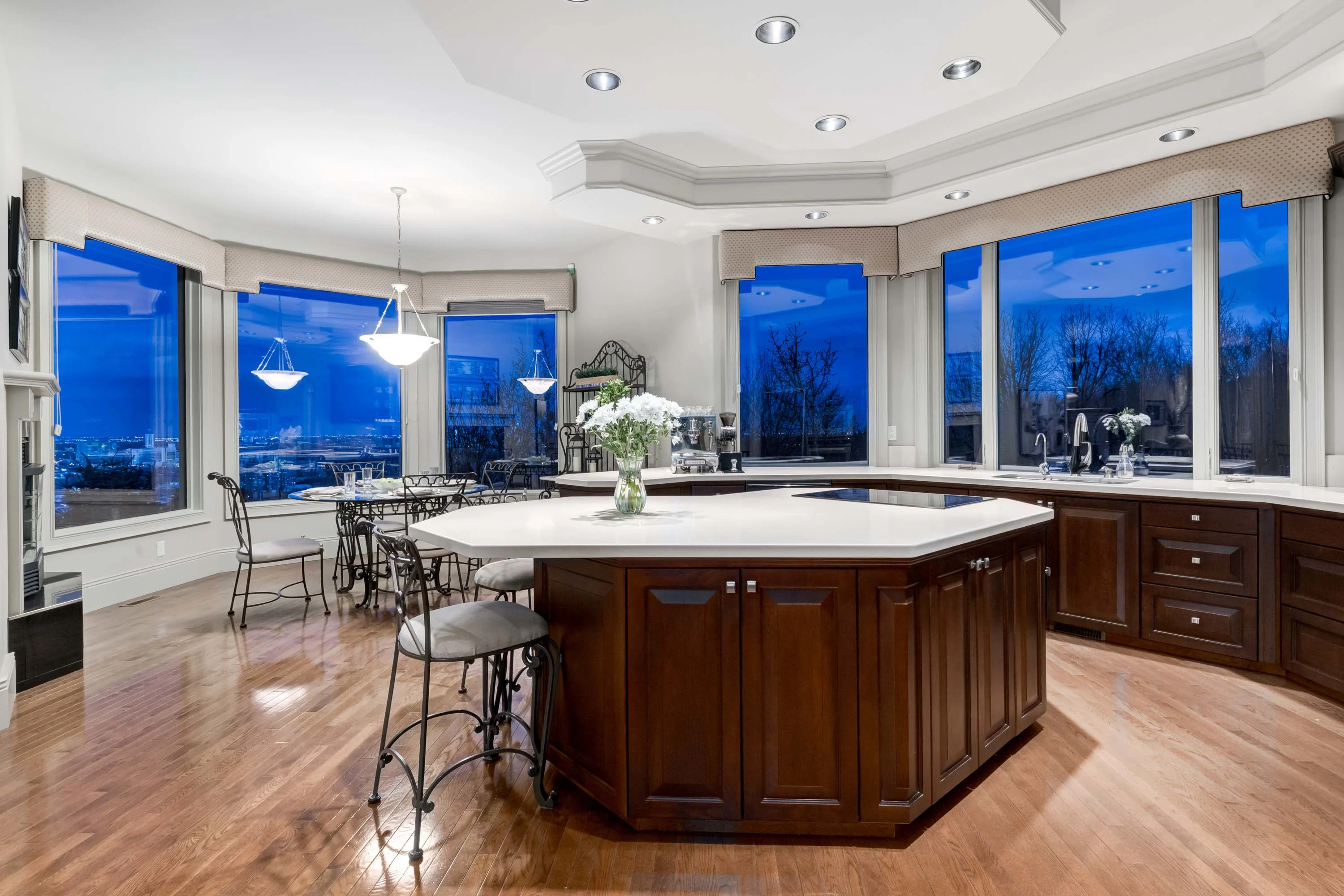 42 W Patina Ln SW, Calgary, Alberta T3H 3N4 , Canada - 42-w-patina-lane-05_o8narq