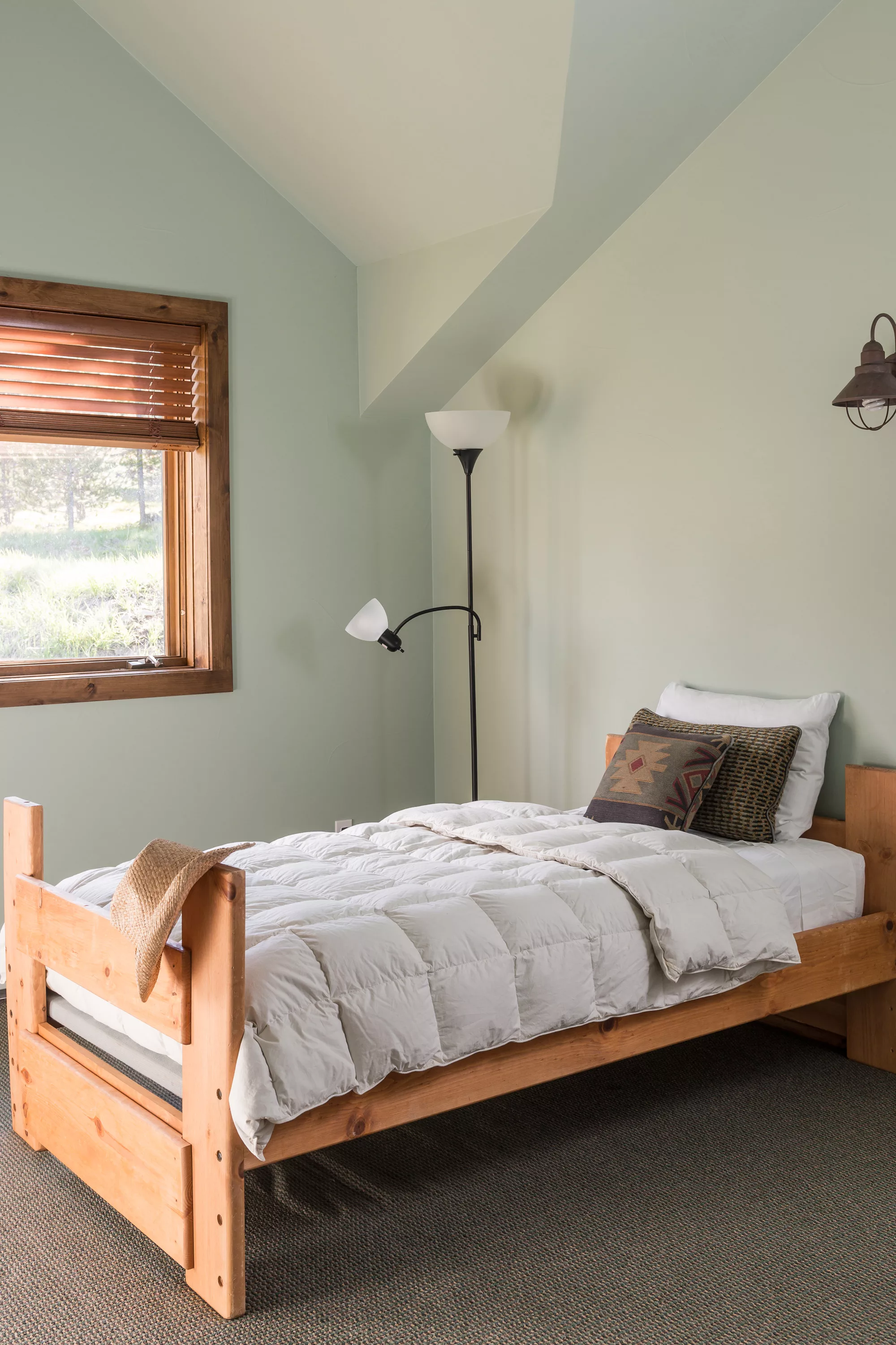 7000 Beaver Creek Road, Big Sky, Montana 59716 - Big_EZ_Extra_Interiors30_mwnts0