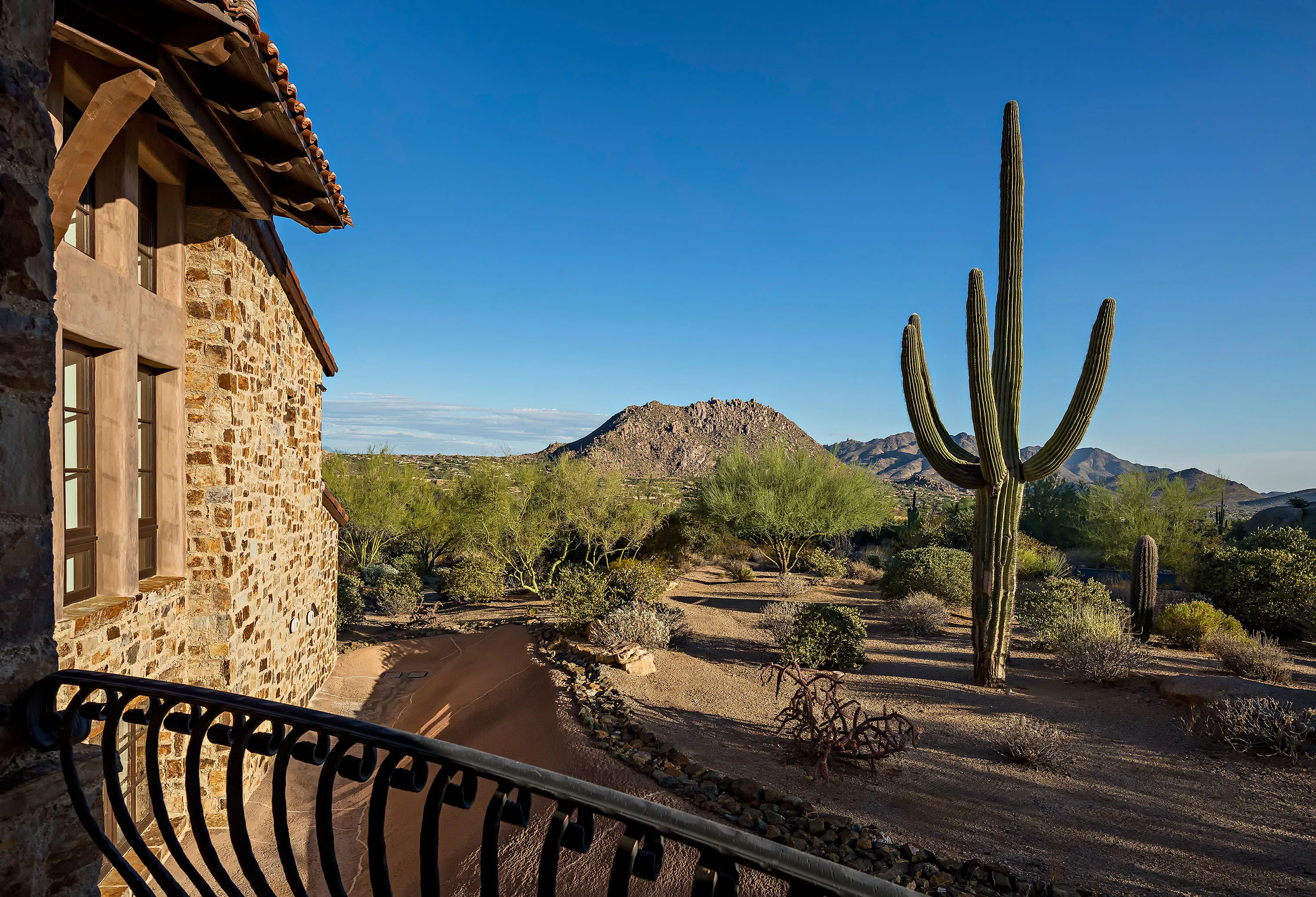 10199 East Cavedale Drive, Scottsdale, Arizona 85262 - 10199-east-cavedale-drive-scottsdale-arizona18_bqdy3b