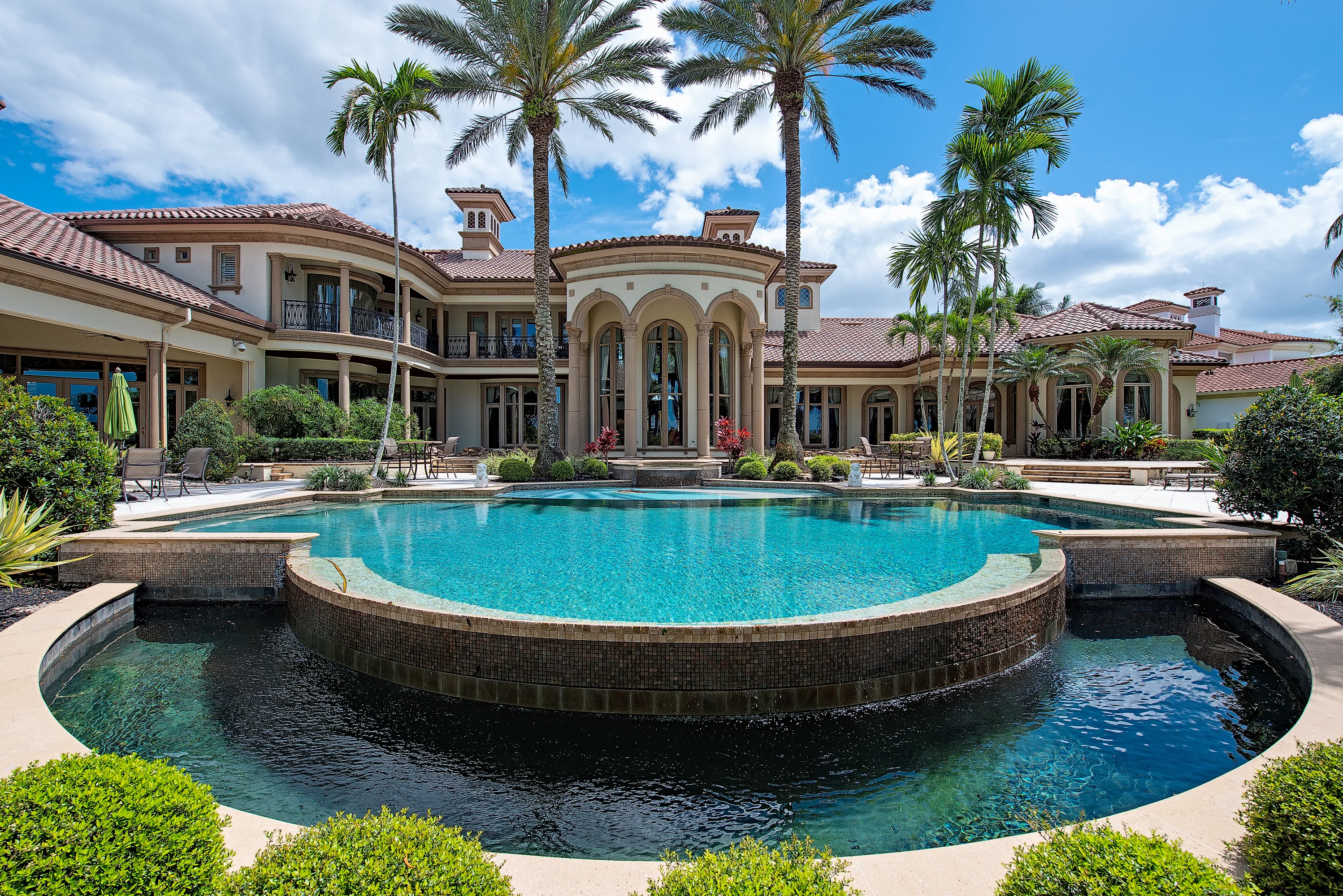 9663 Mashie Court, Naples, Florida 34108 - 9663_Mashie_Court_01_ogqqcf