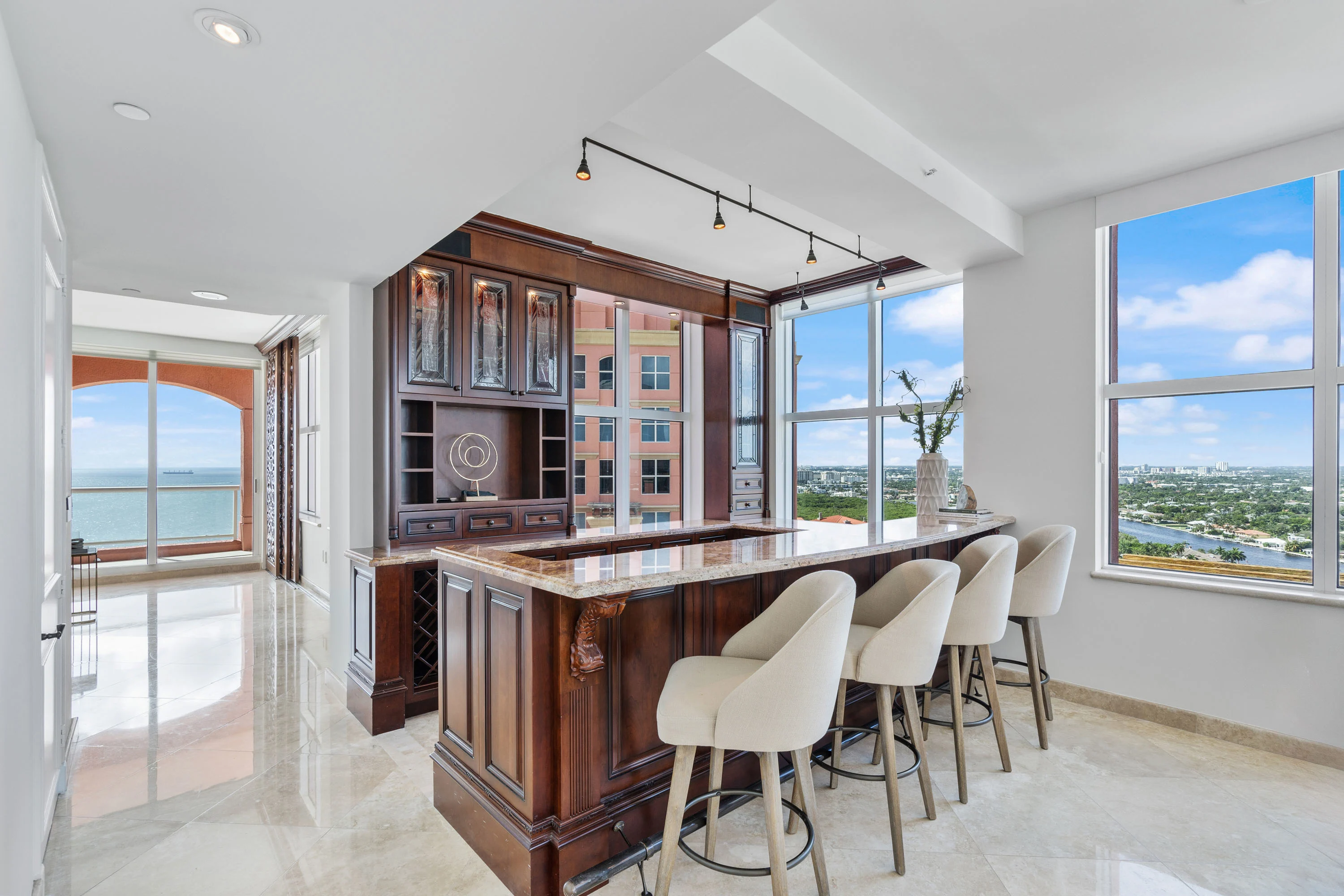 2110 N Ocean Blvd #26D, Fort Lauderdale, Florida  33305 - 2110_N_Ocean_Blvd_11_ka7hjv