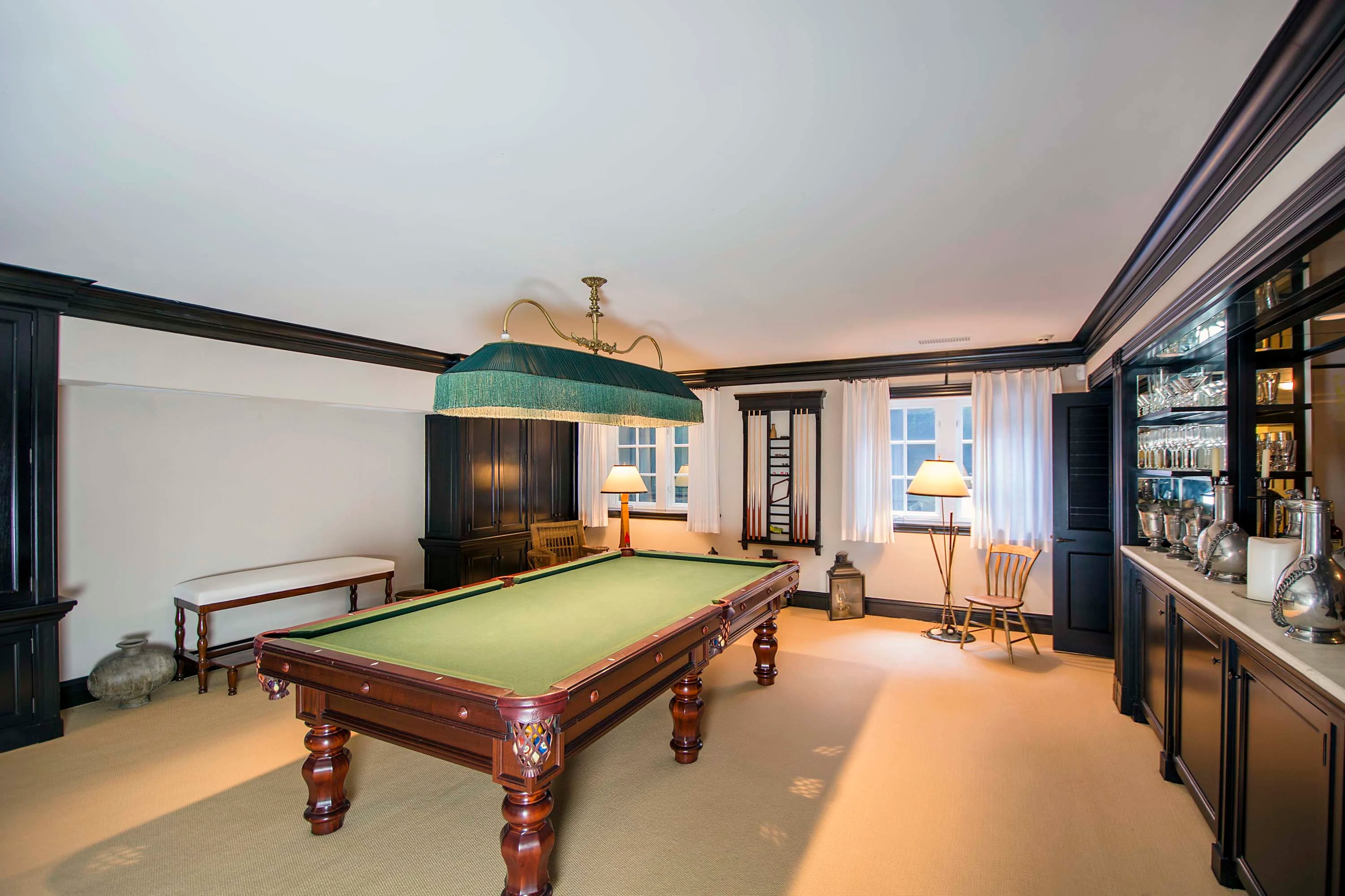 366 & 376 Gin Lane, 366 & 376 Gin Lane, Southampton, New York 11968 - 47_-_billiard_lower_lvl_kd9kuf