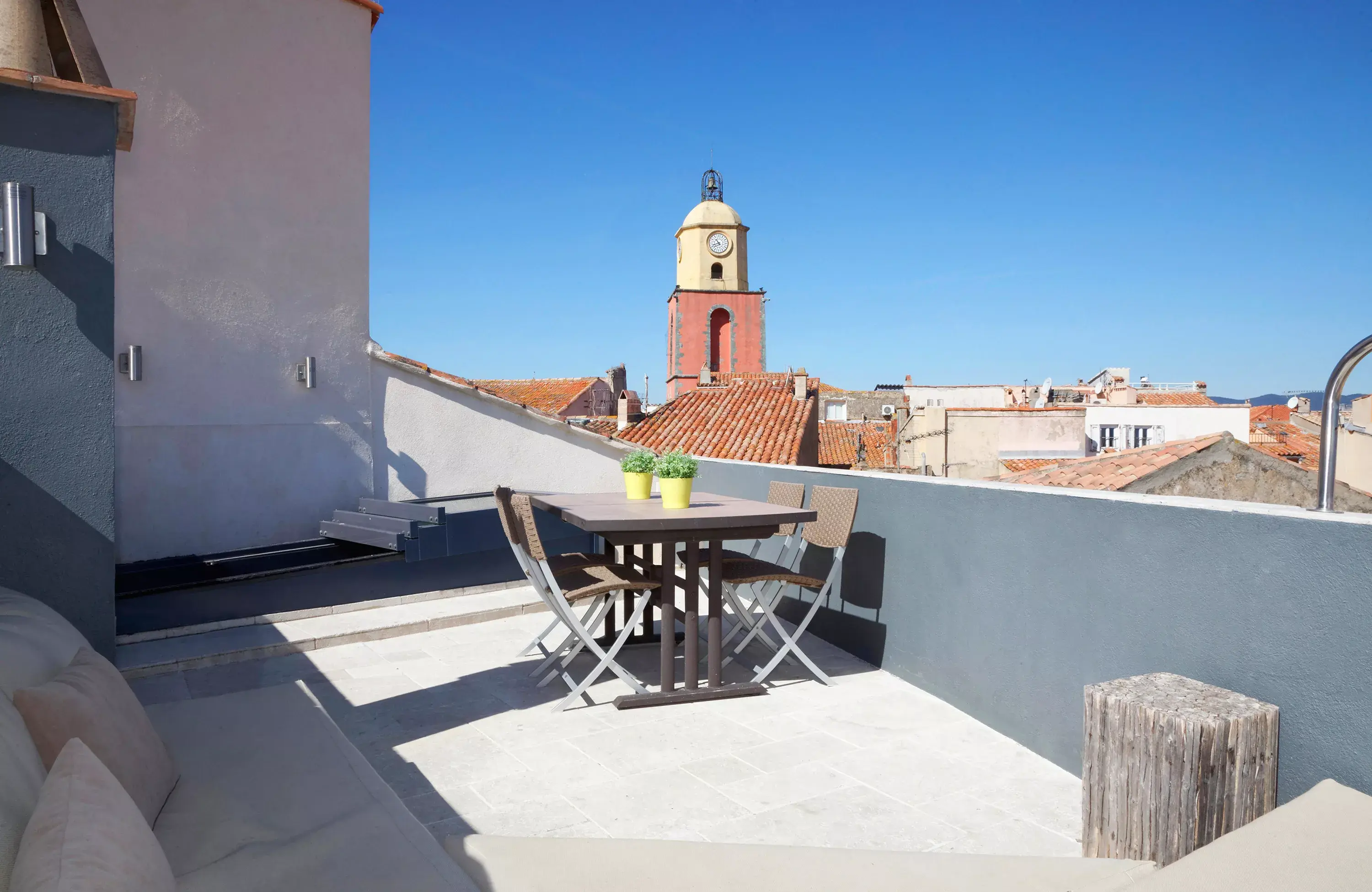 2-4 Rue de Pecheurs, La Ponche, Saint Tropez,  83990, France - villa-la-ponche-saint-tropez-france-luxury-real-estate-3_s1k59g