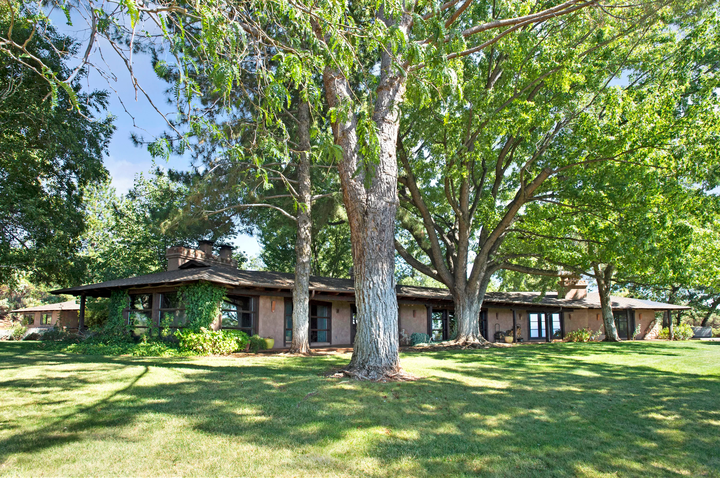 28740 Inwood Road, Inwood Valley, California 96088 - anselmo-vineyards-28740-inwood-road-shingletown-ca-luxury-real-estate-40_ckk5c5