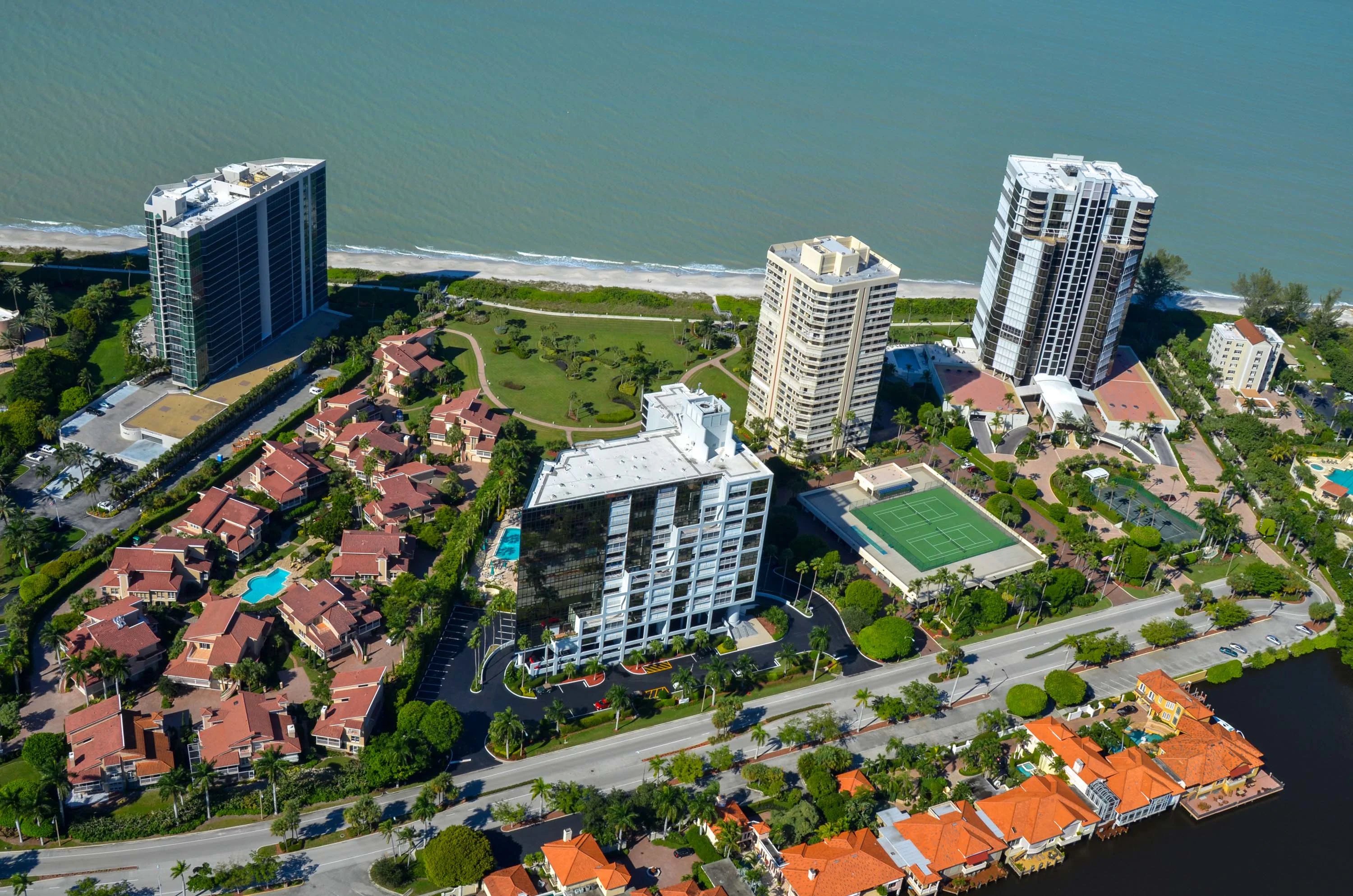 4727 Villa Mare Lane, Naples, Florida 34103 - 4727_villa_mare_lane_naples_florida_26_a9wwpu